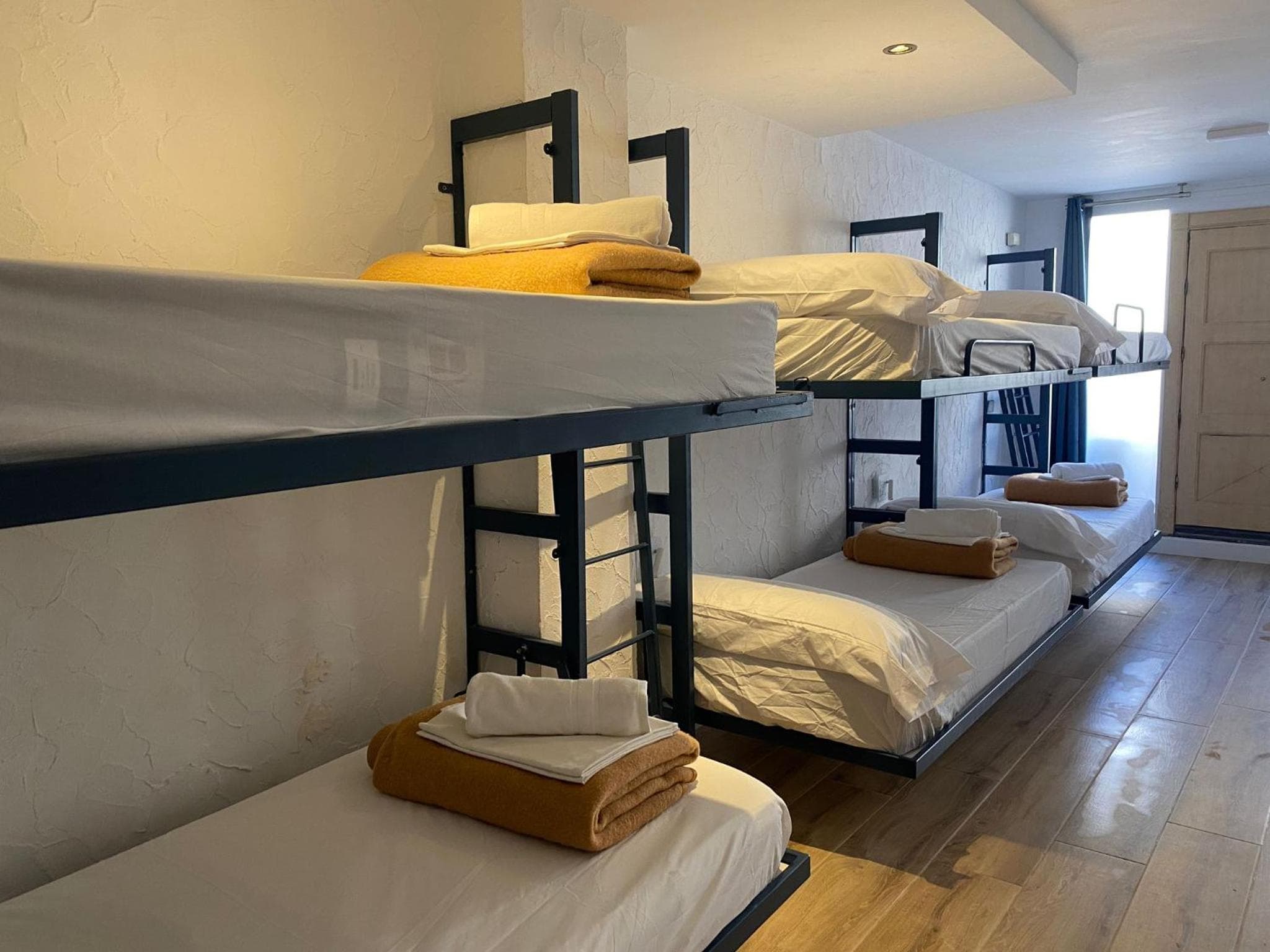 Y Hostel - Ostello della gioventù — 2