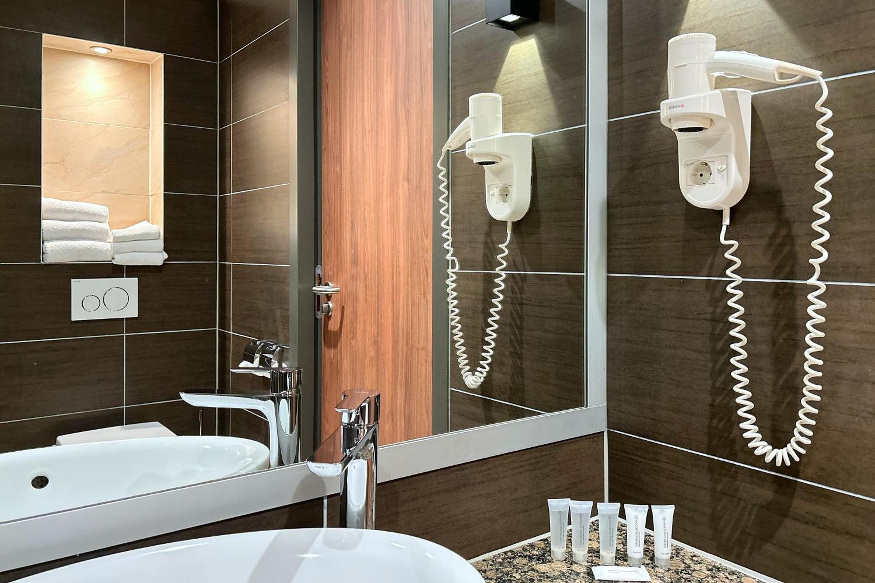 Hotel Levell — 12