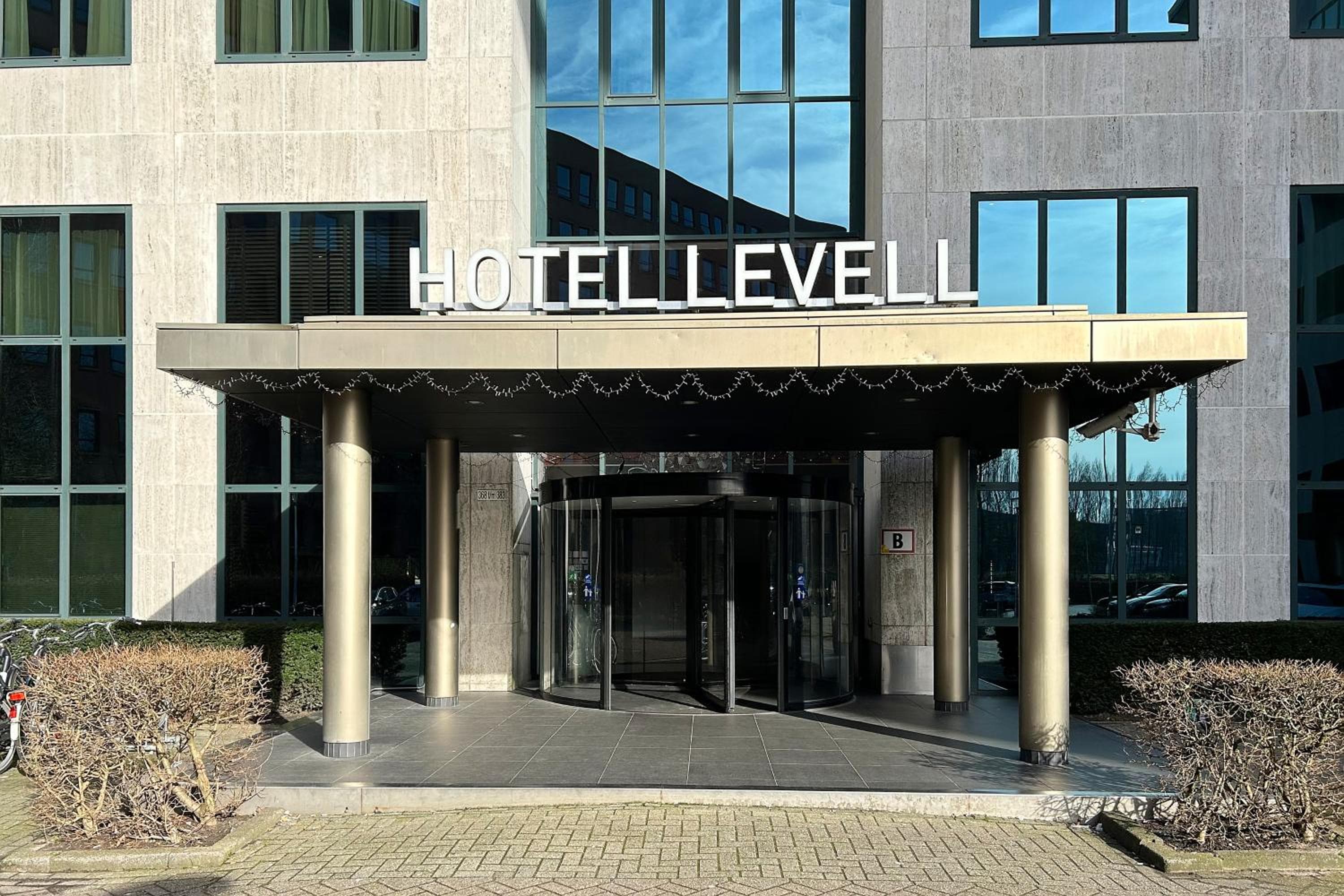 Hotel Levell — 2