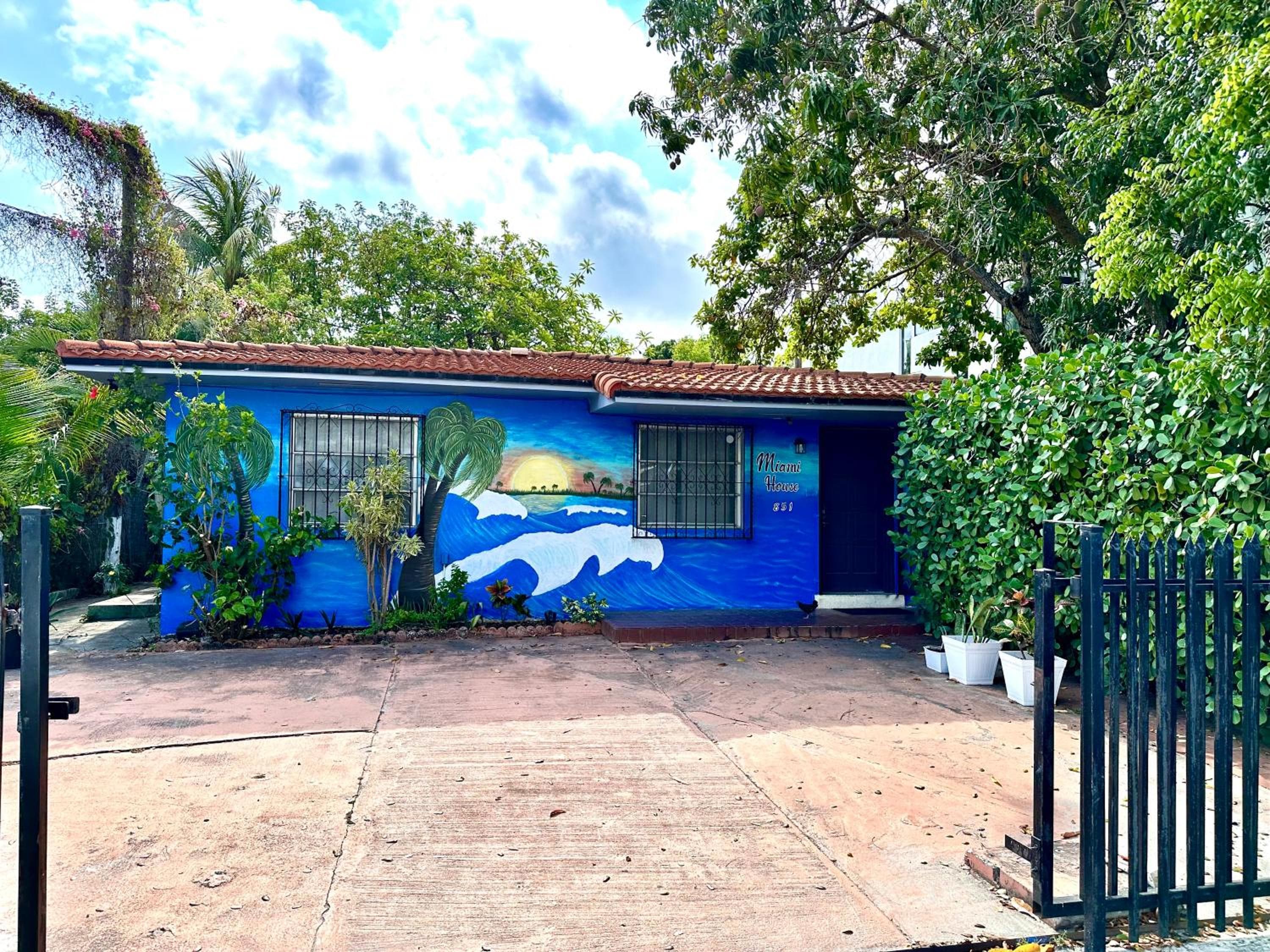 Miami House — 1
