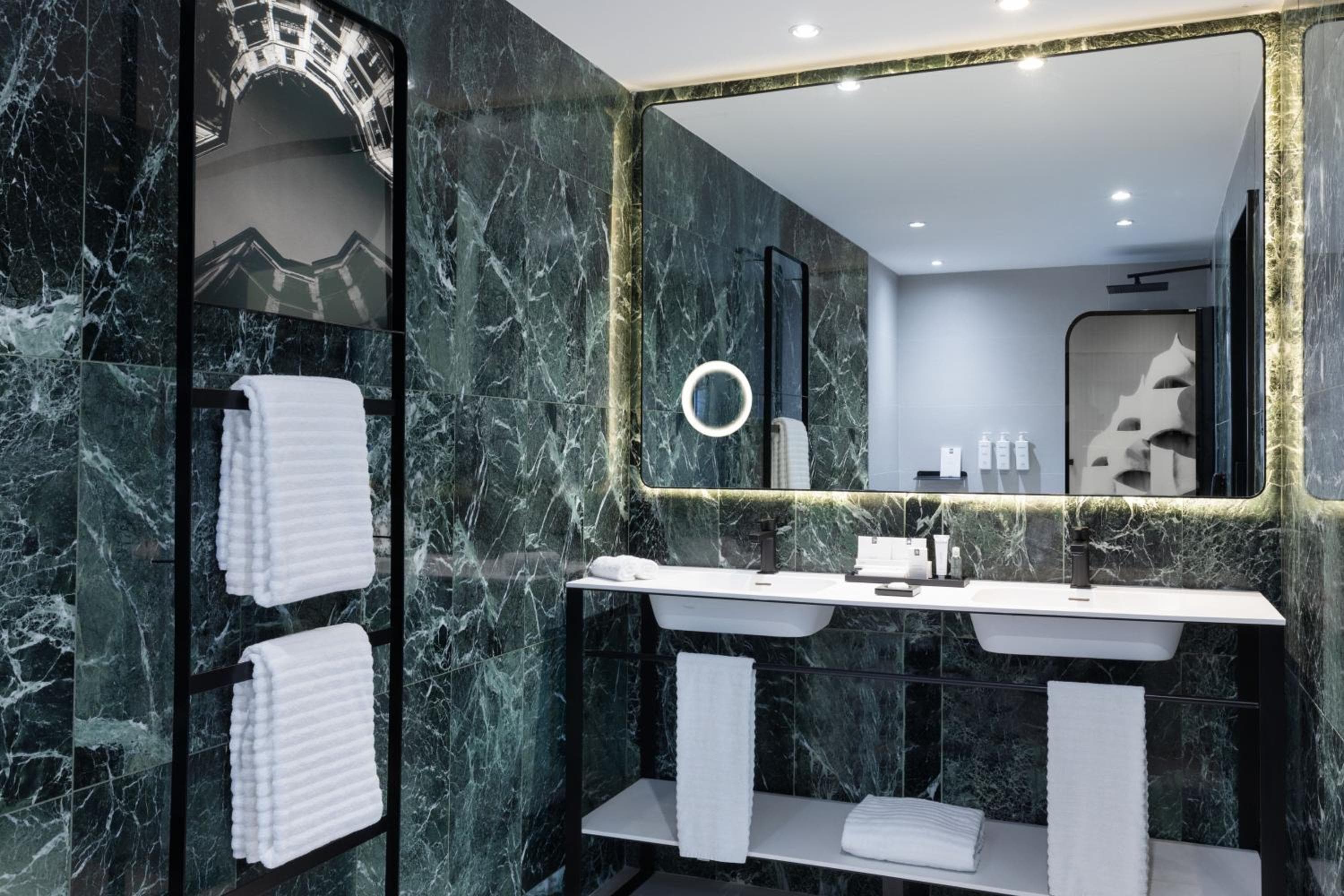 Renaissance Barcelona Hotel — 14