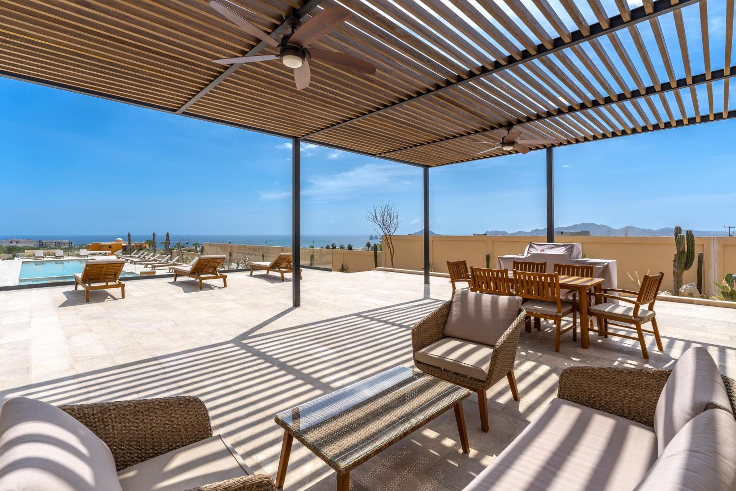 Mistiq Los Cabos — 16