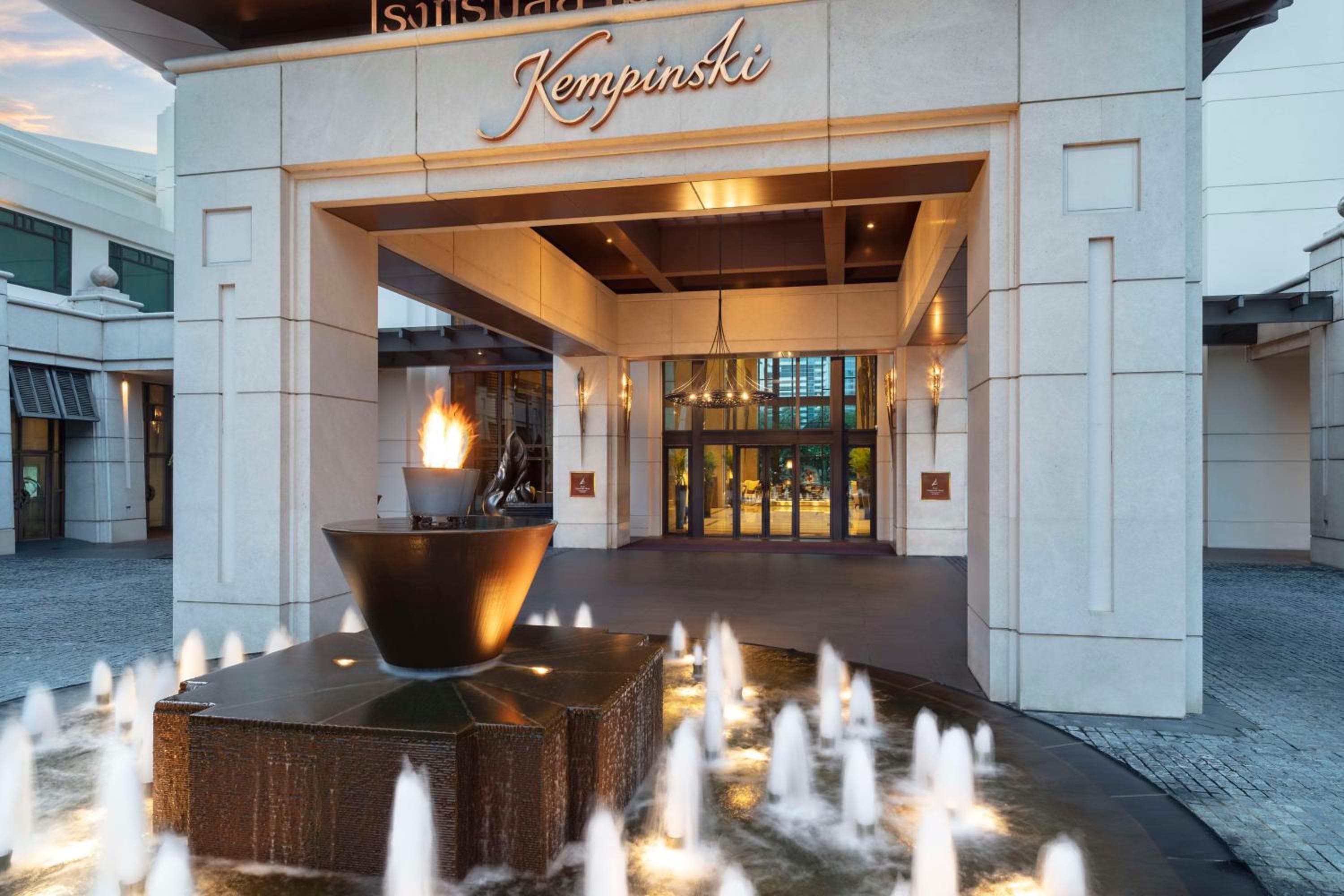Siam Kempinski Hotel Bangkok — 8