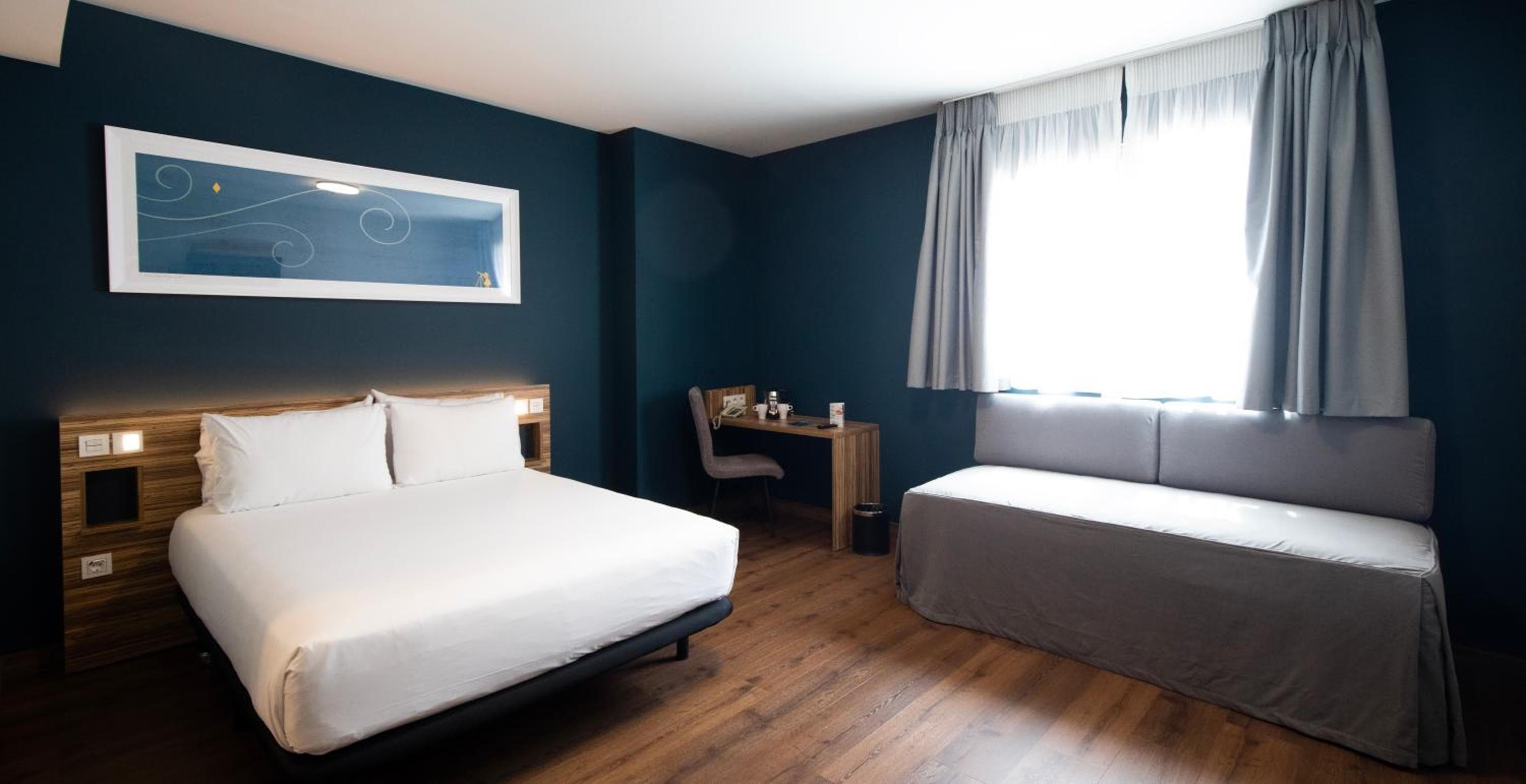 Travelodge Madrid Alcalá — 12