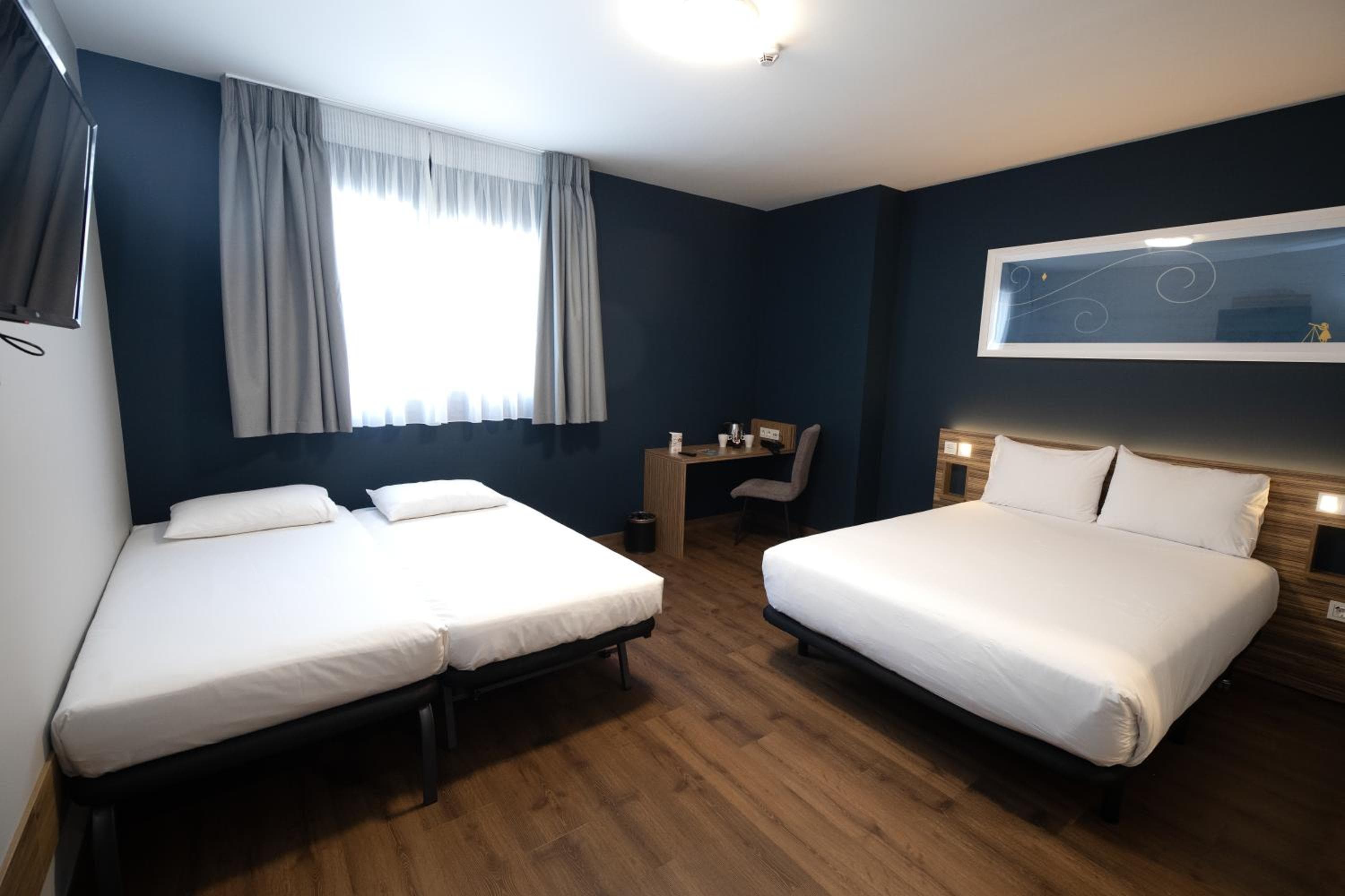Travelodge Madrid Alcalá — 10
