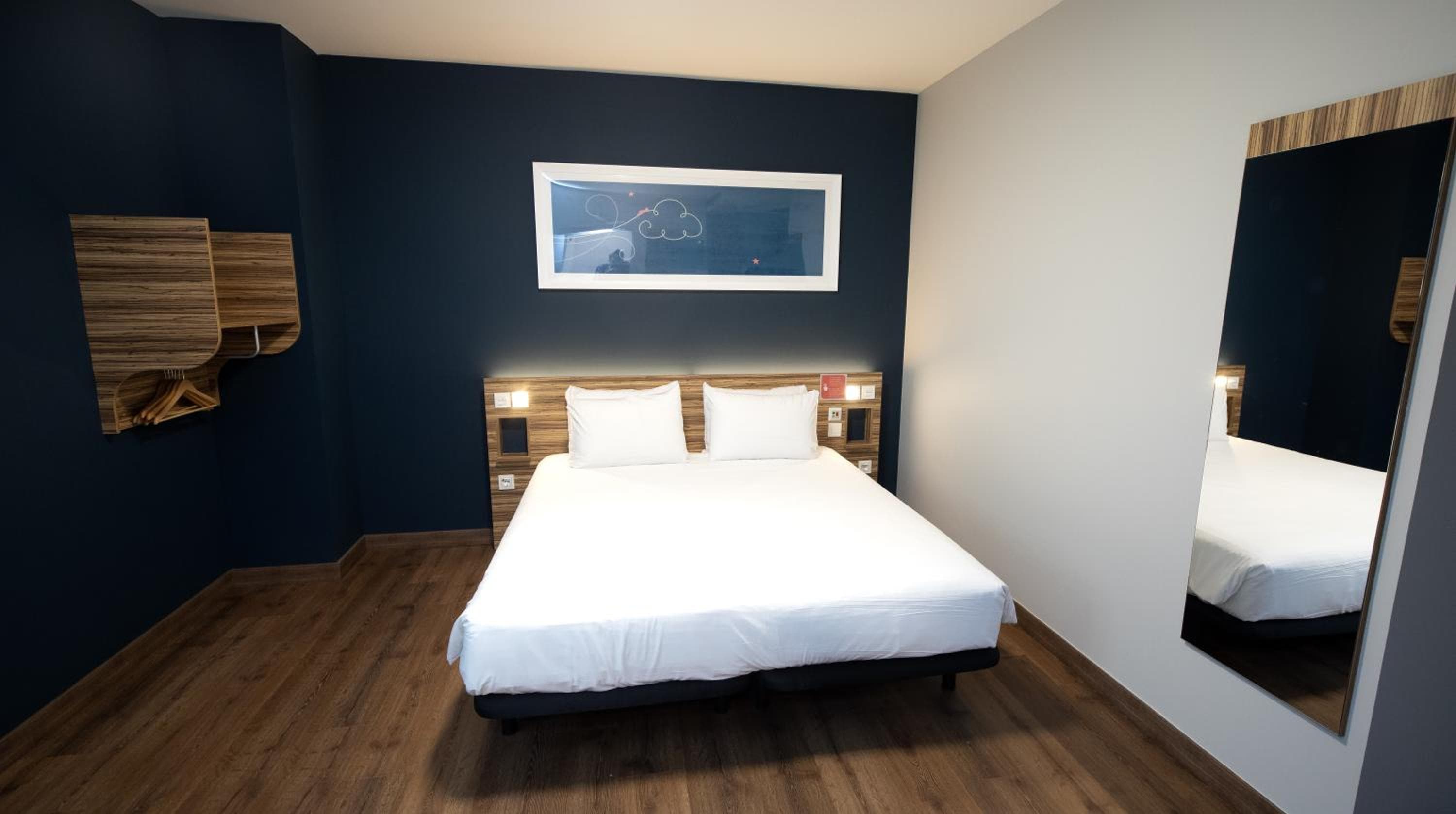 Travelodge Madrid Alcalá — 17