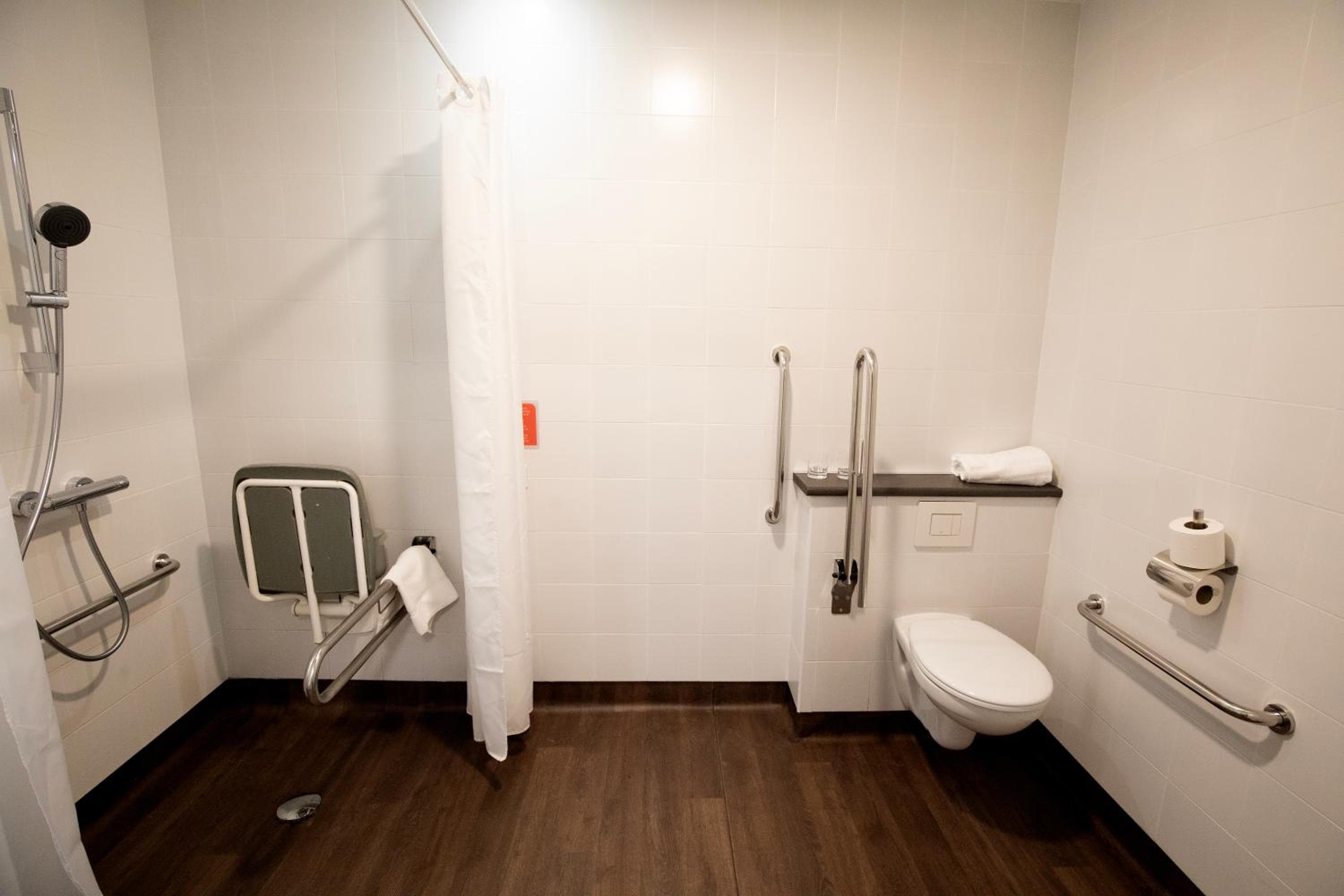 Travelodge Madrid Alcalá — 18