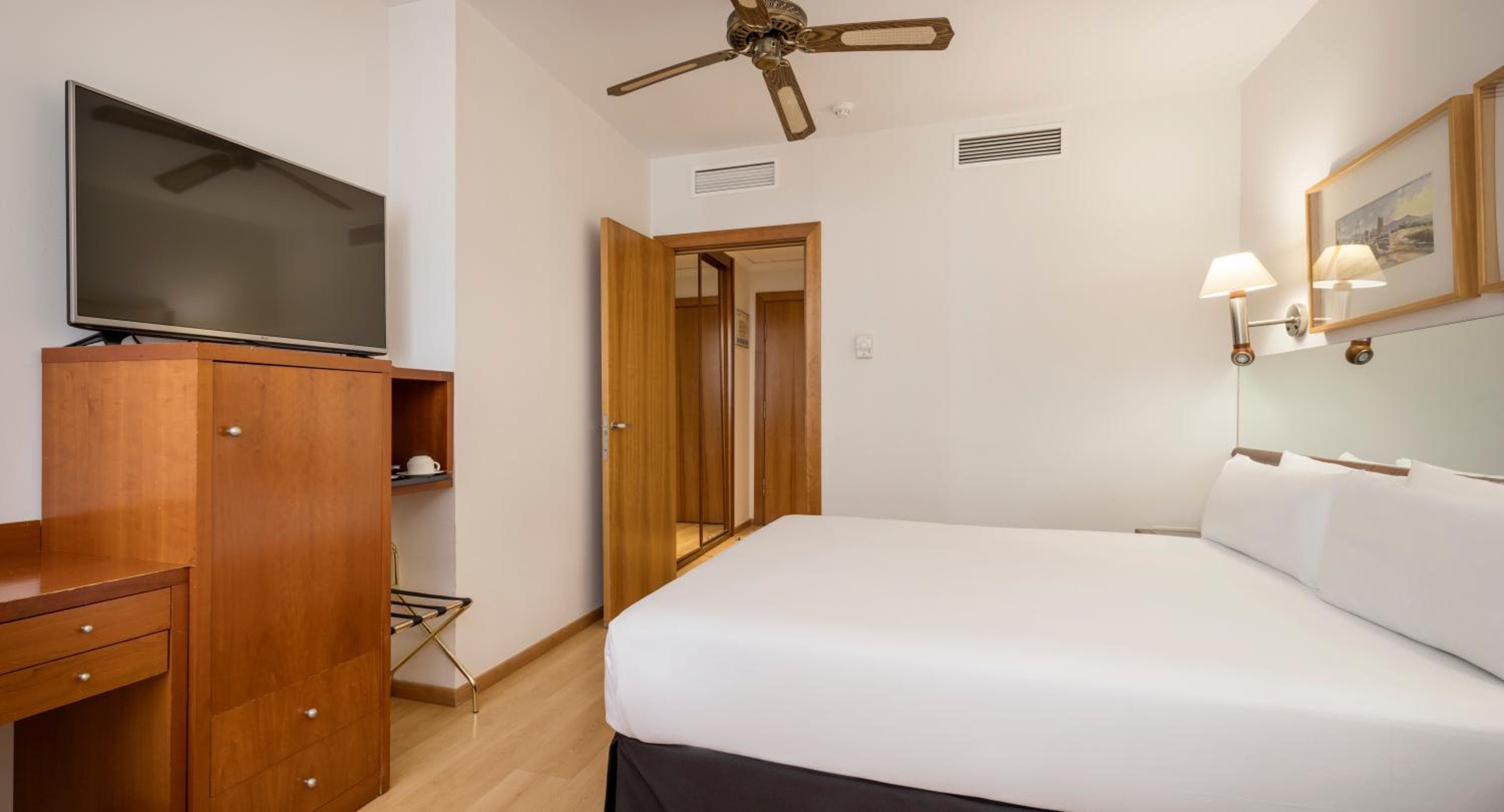 Ilunion Les Corts Spa — 21