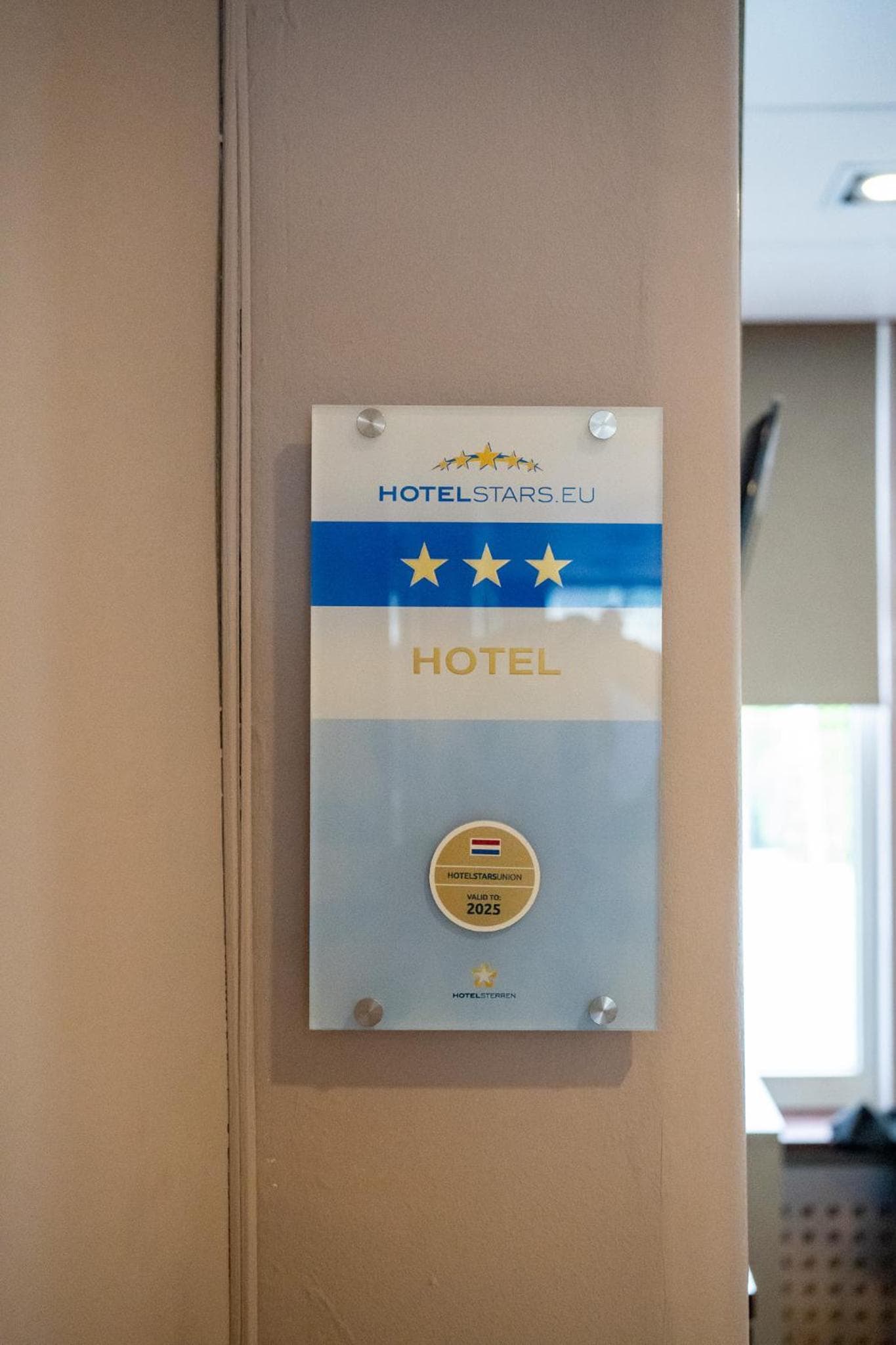 Aadam Wilhelmina Hotel — 8