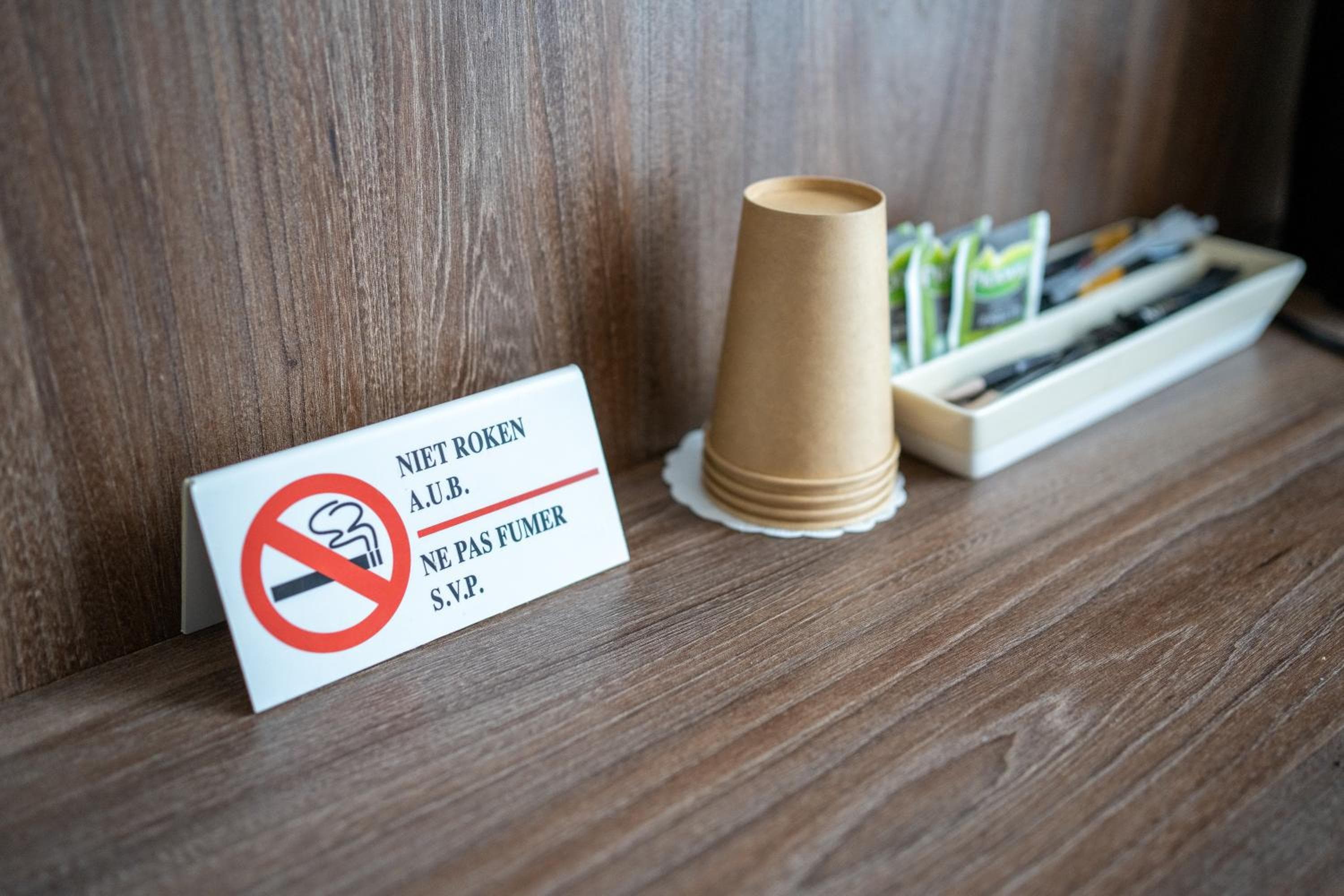 Aadam Wilhelmina Hotel — 23