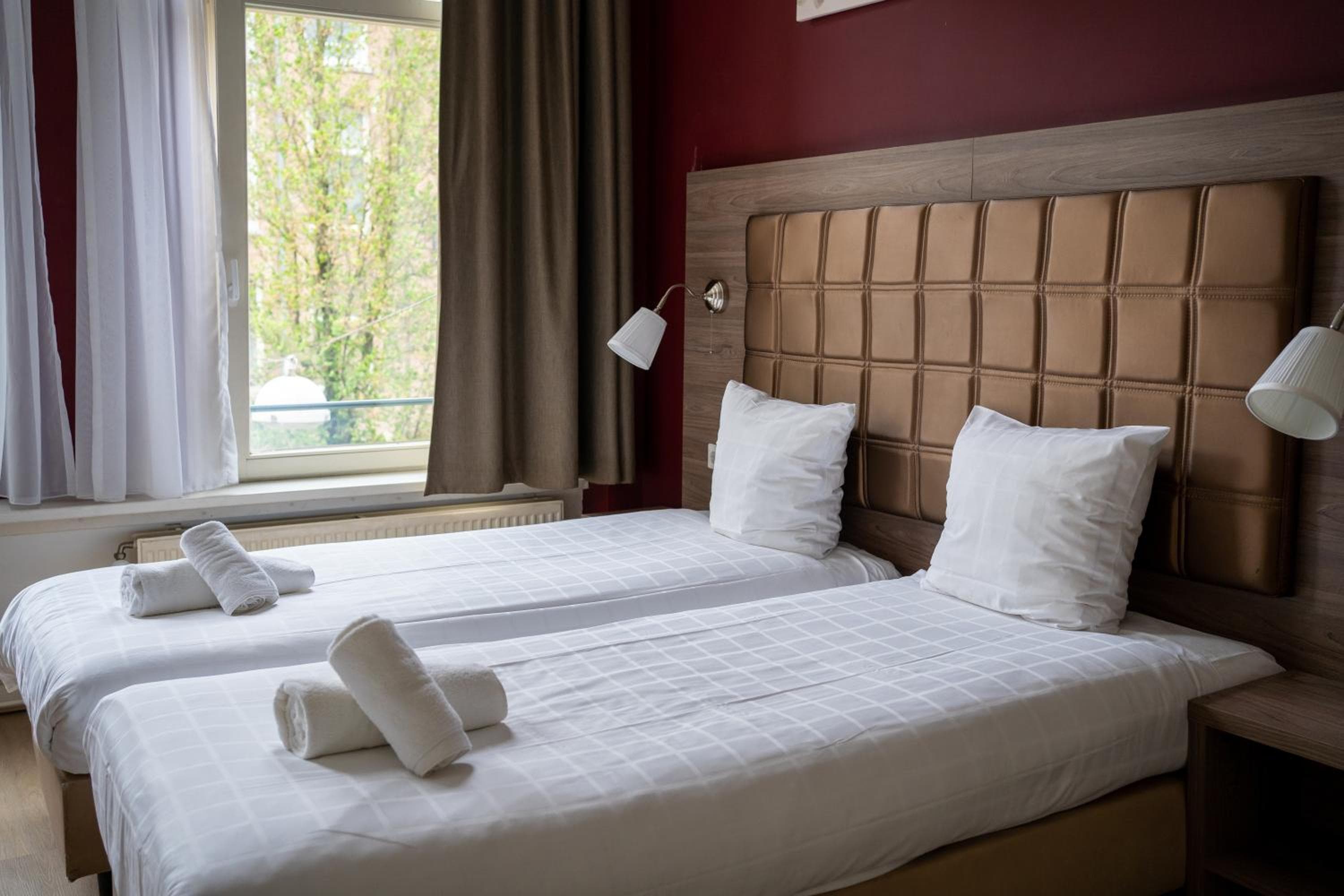 Aadam Wilhelmina Hotel — 24