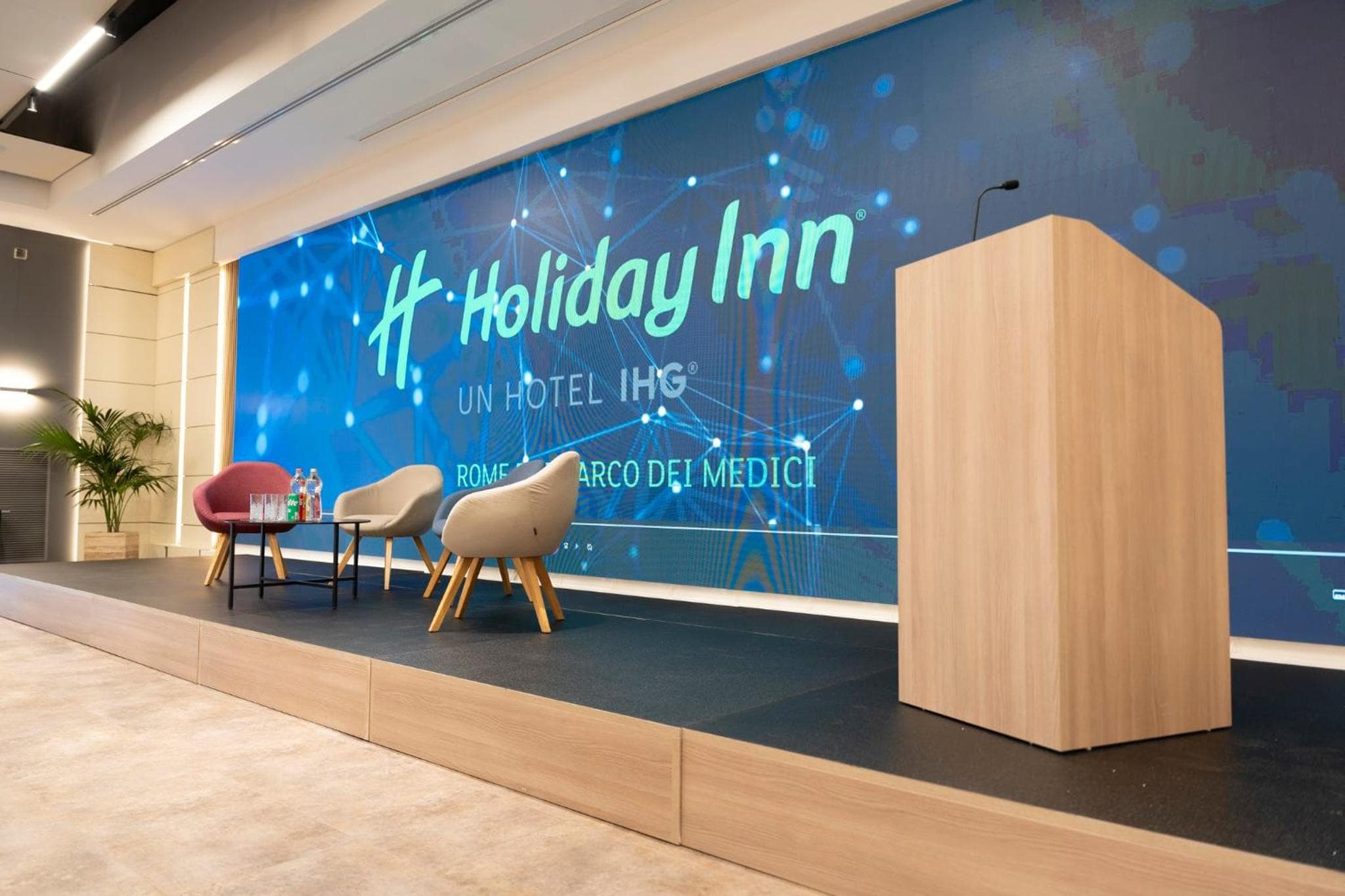 Holiday Inn Rome - Eur Parco Dei Medici by IHG — 11