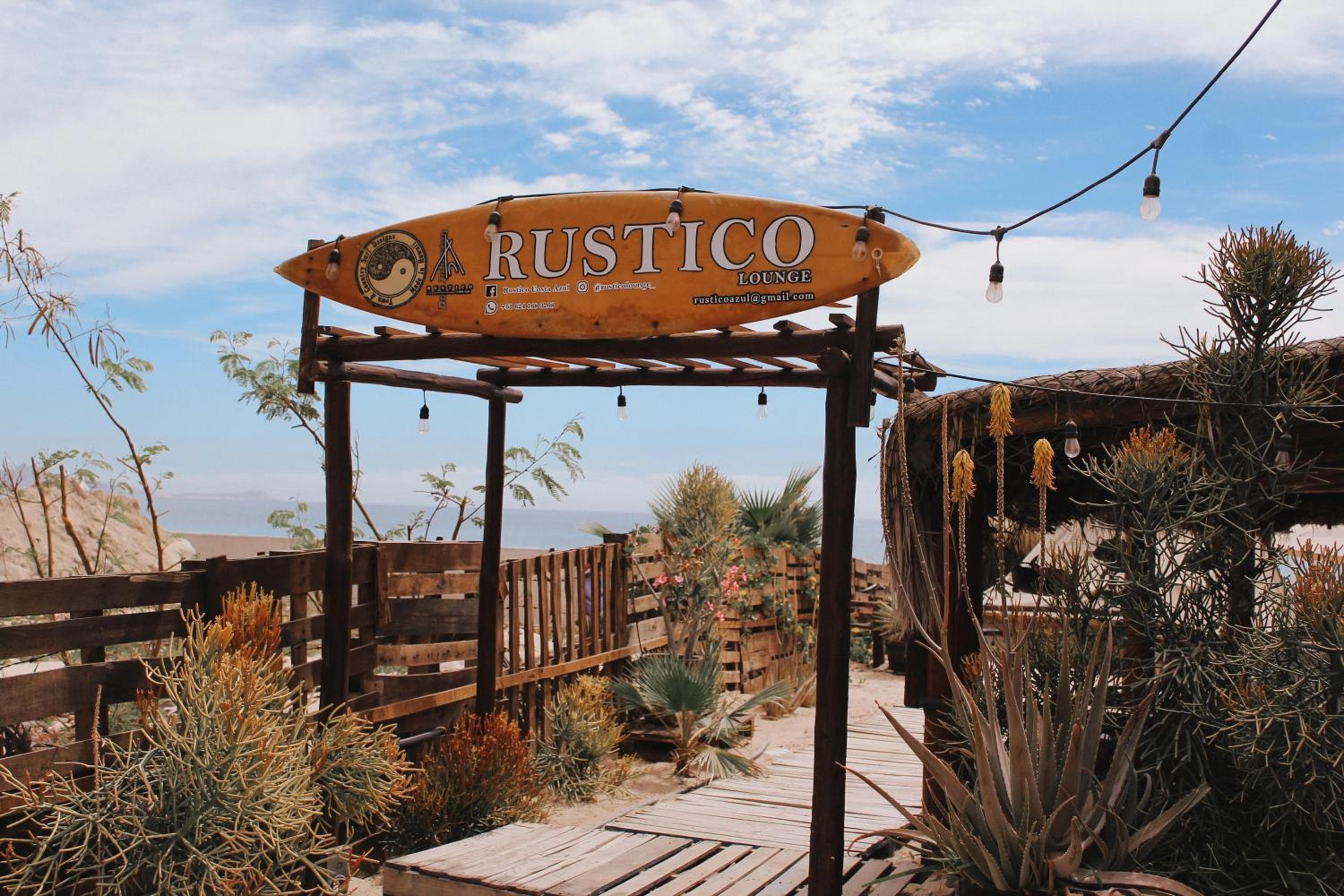 RUSTICO LOUNGE-Property in front of the beach — 10