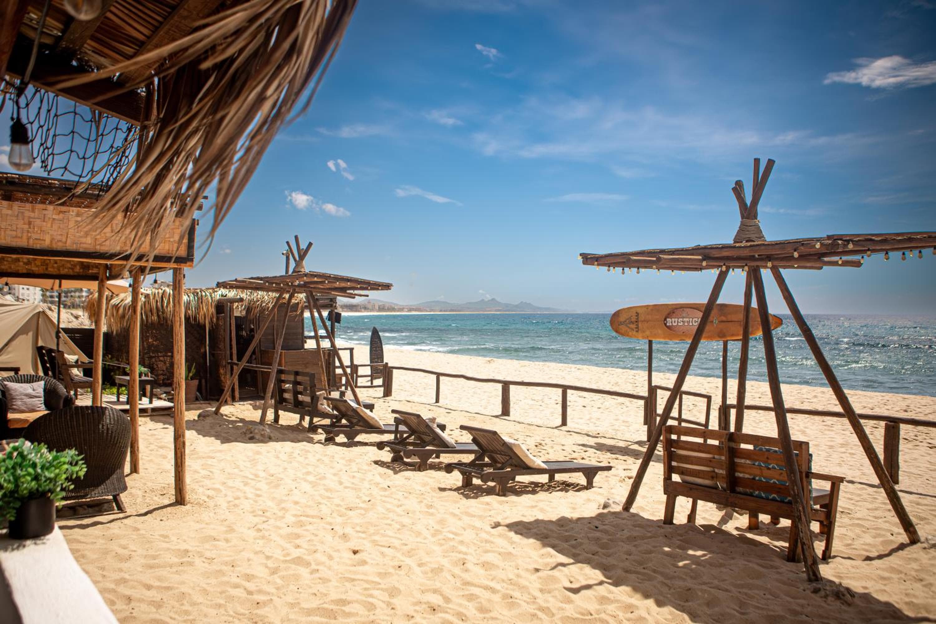 RUSTICO LOUNGE-Property in front of the beach — 4