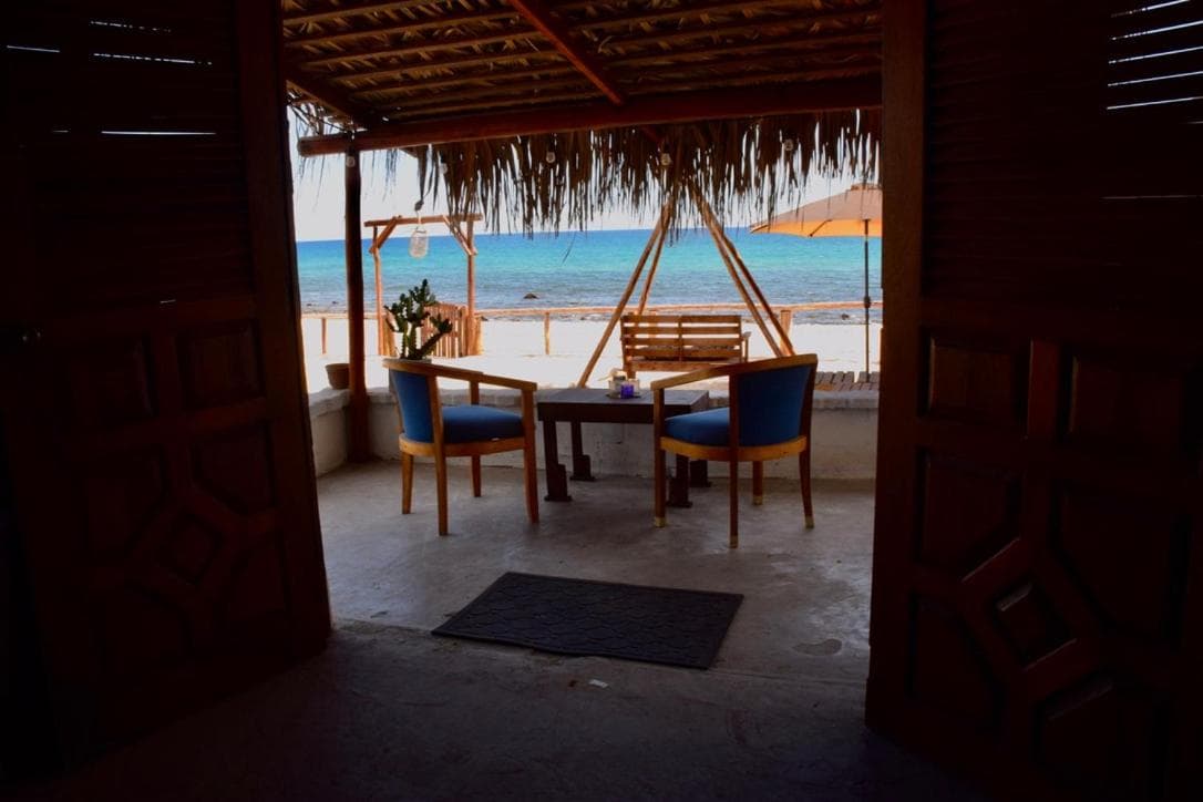 RUSTICO LOUNGE-Property in front of the beach — 14
