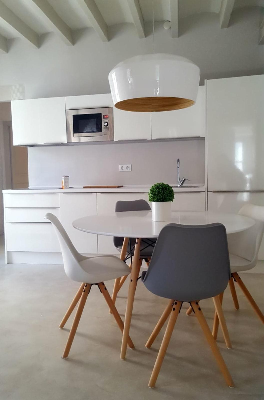 Preciosa planta baja a pocos metros de la playa — 19
