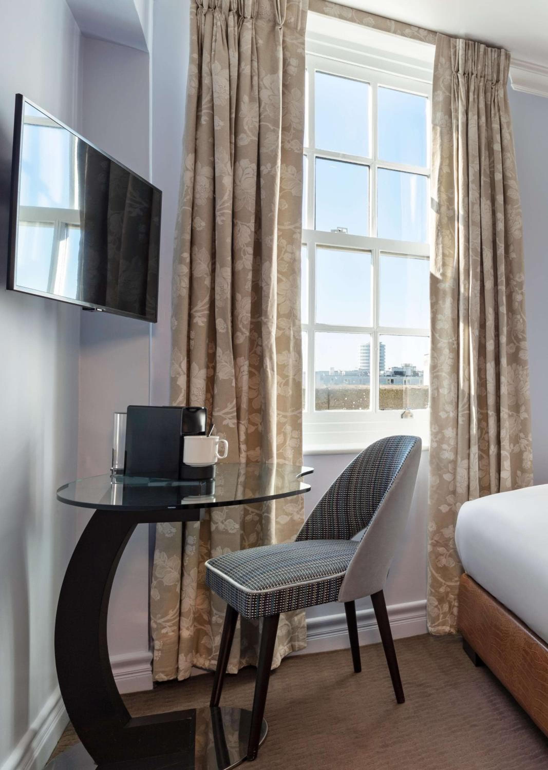 Radisson Blu Edwardian Bond Street Hotel, Londres — 21