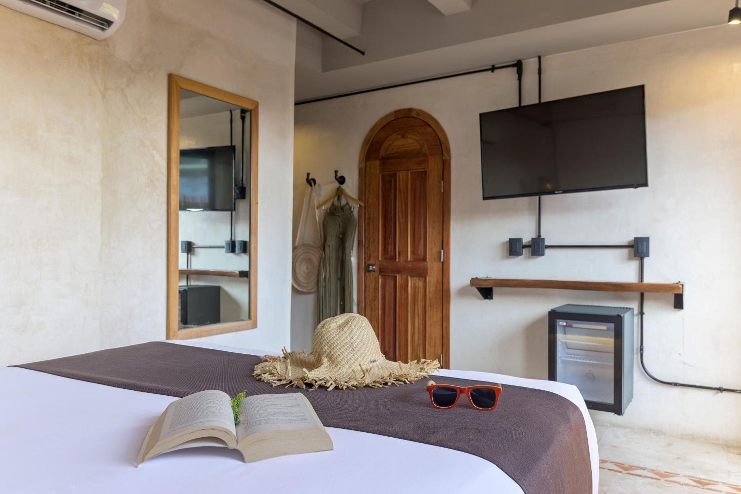 Caribbean Paradise Hotel & Spa - 5th Avenue — 22