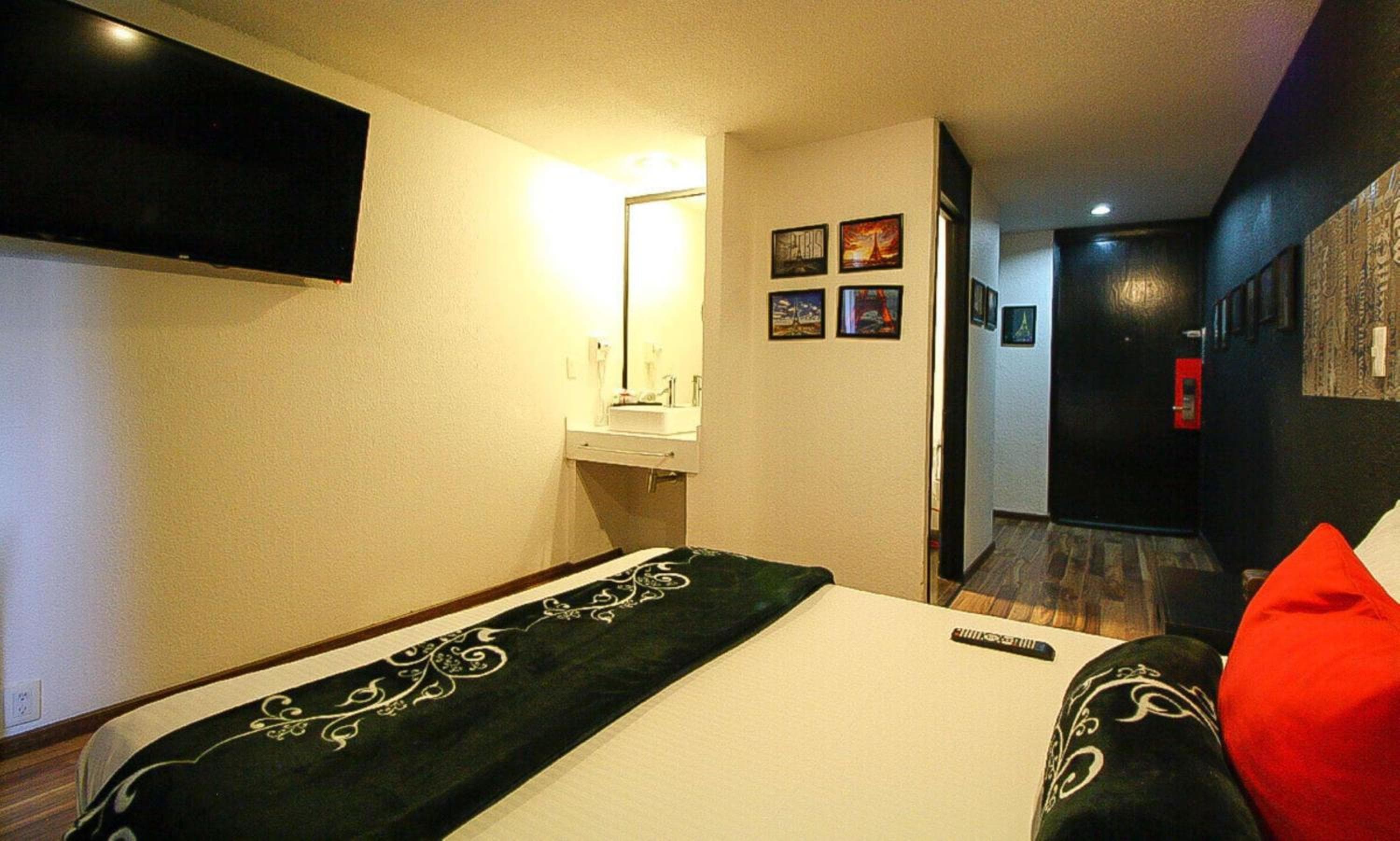 Hotel Black Boutique — 21