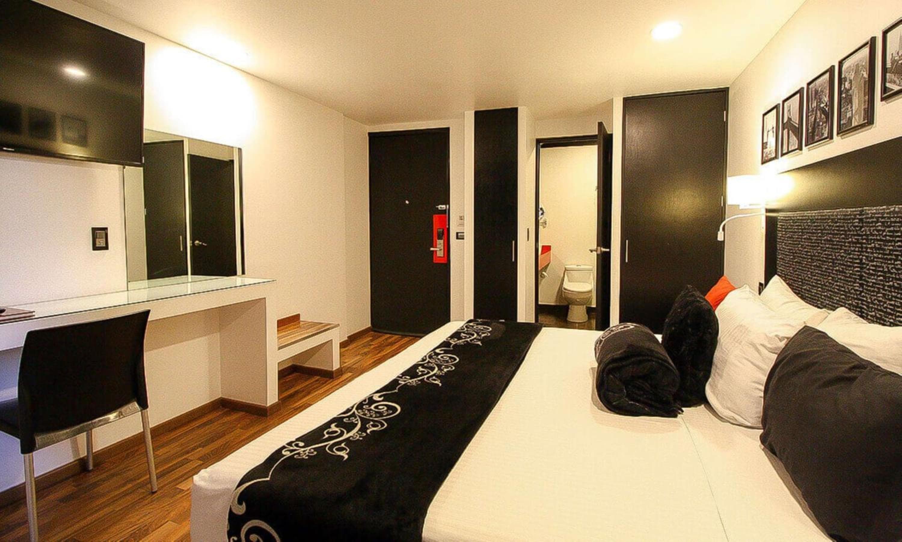 Hotel Black Boutique — 18