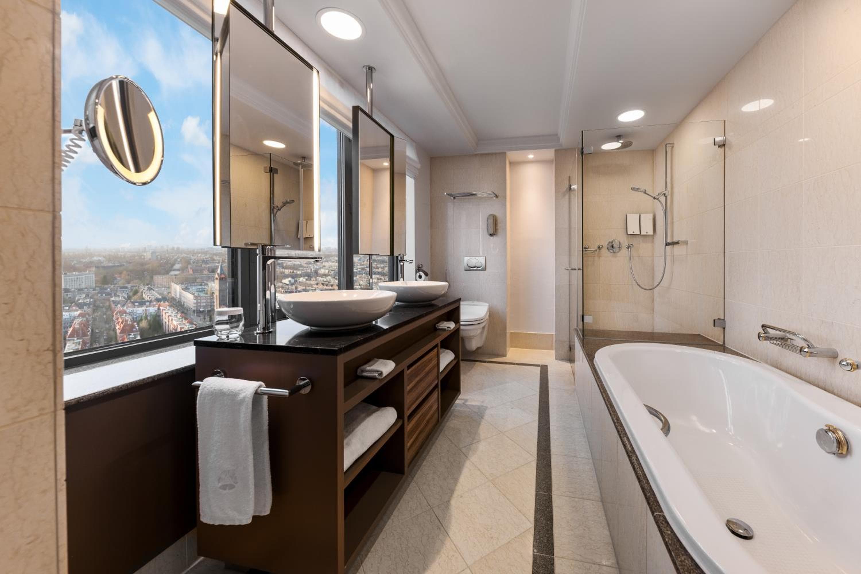 Hotel Okura Amsterdam – The Leading Hotels of the World — 9