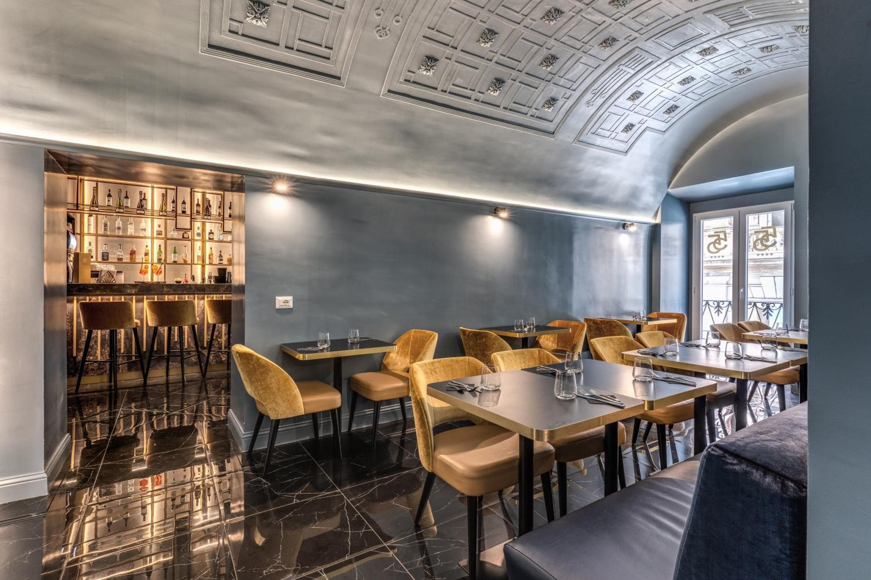 Hotel 55 Fifty-Five - Maison d'Art Collection — 24