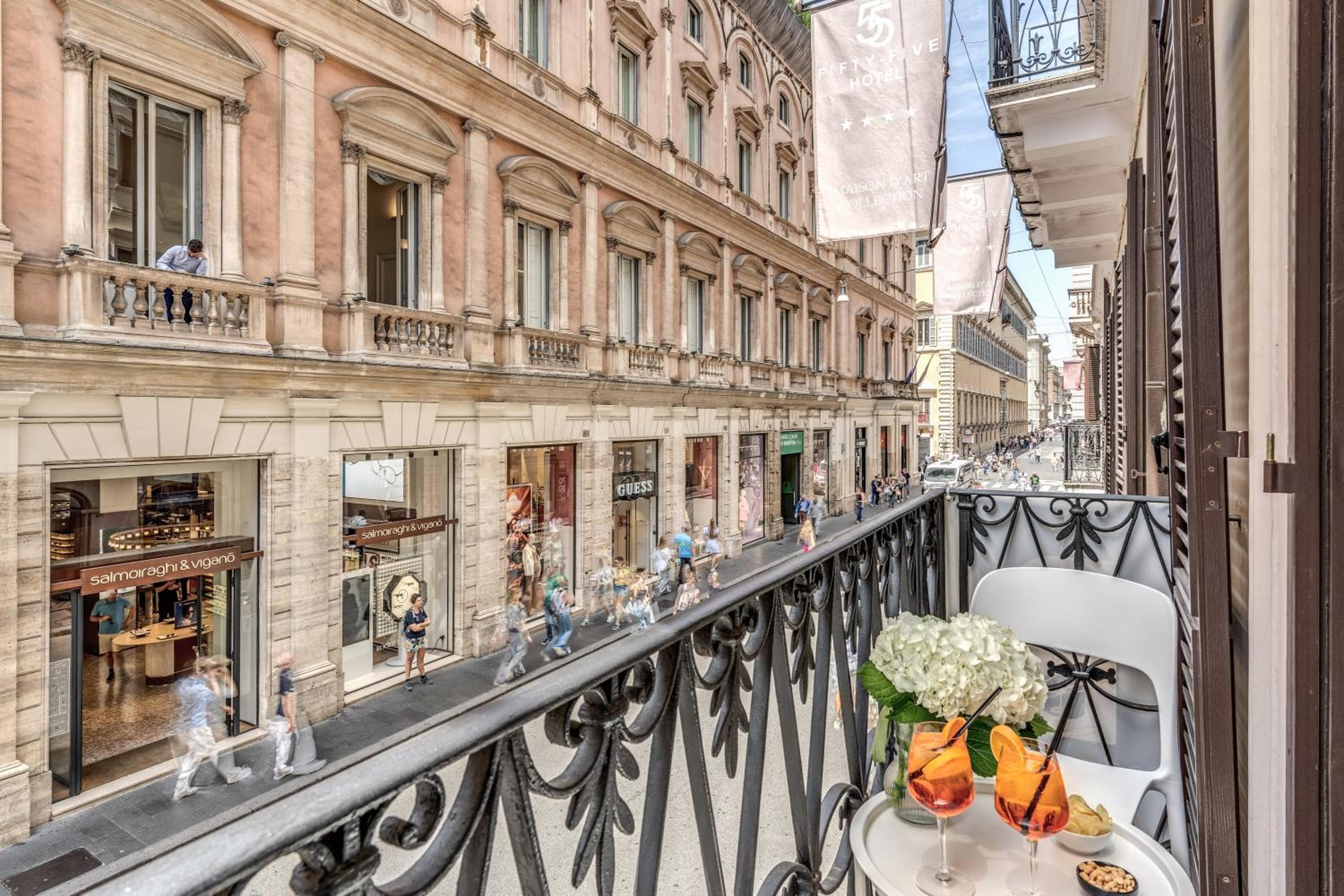 Hotel 55 Fifty-Five - Maison d'Art Collection — 6
