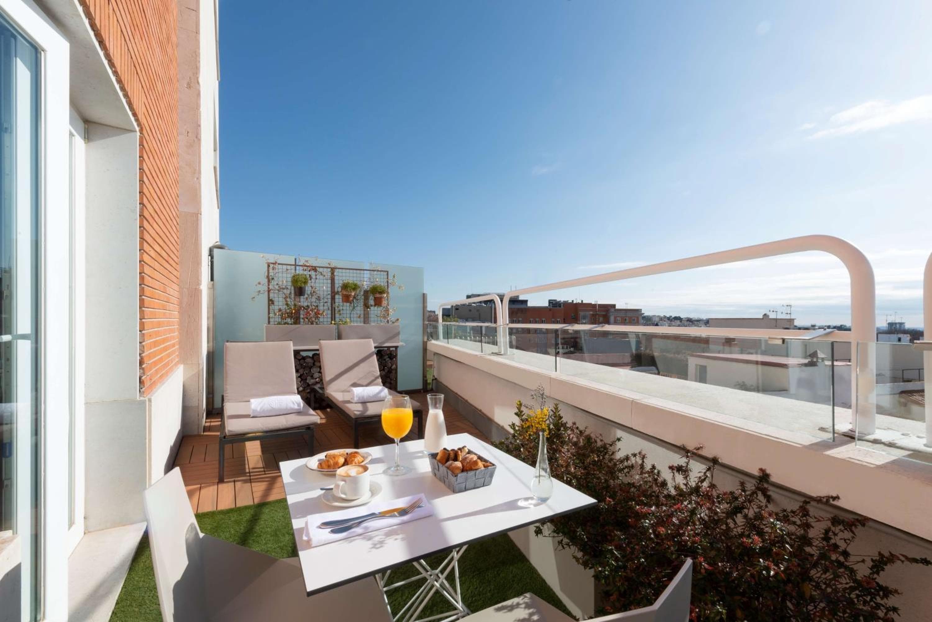 NH Collection Madrid Suecia — 15