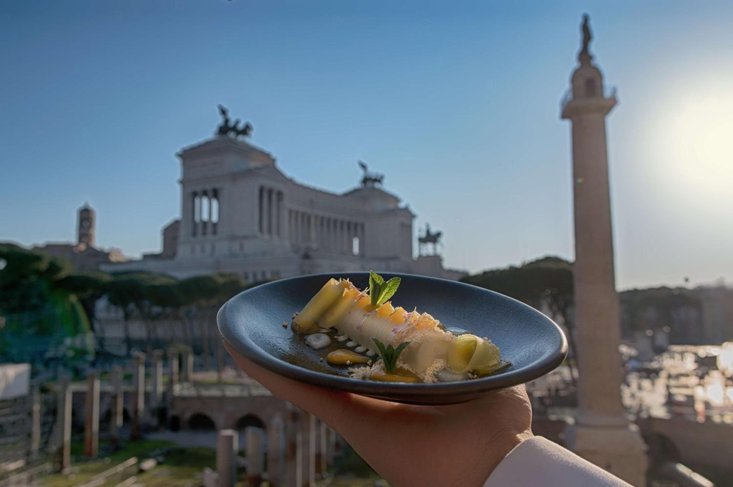 NH Collection Roma Fori Imperiali — 11
