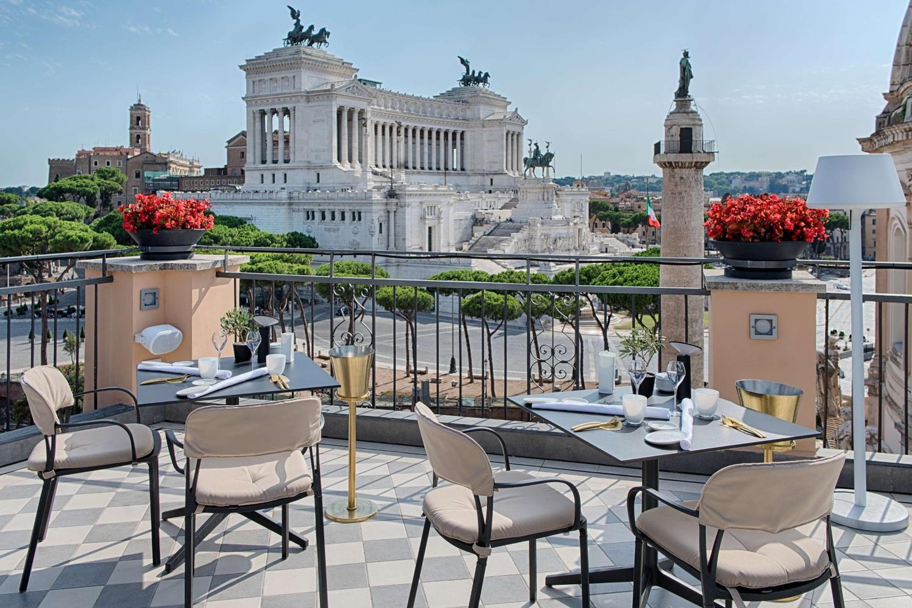NH Collection Roma Fori Imperiali — 23