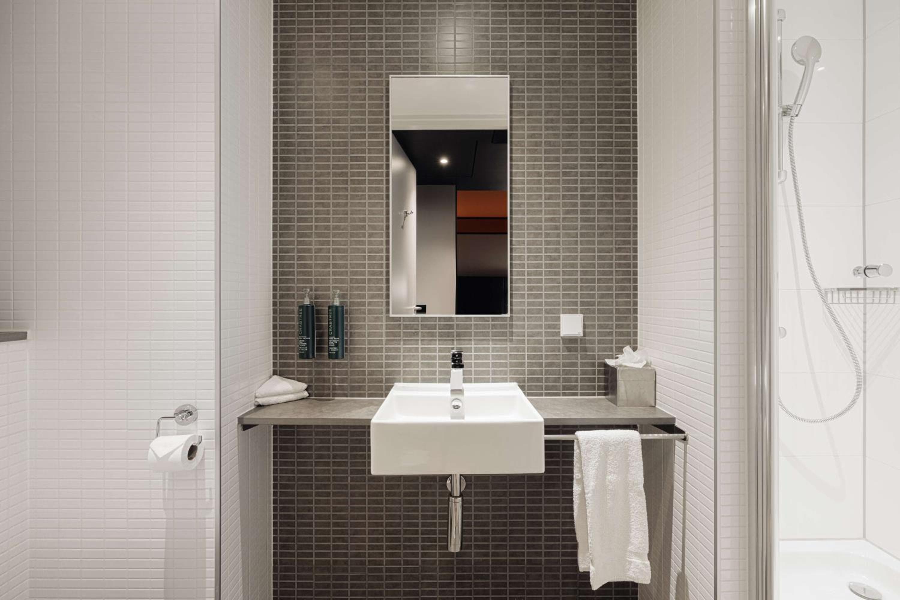 DoubleTree by Hilton Amsterdam Centraal Station — 22
