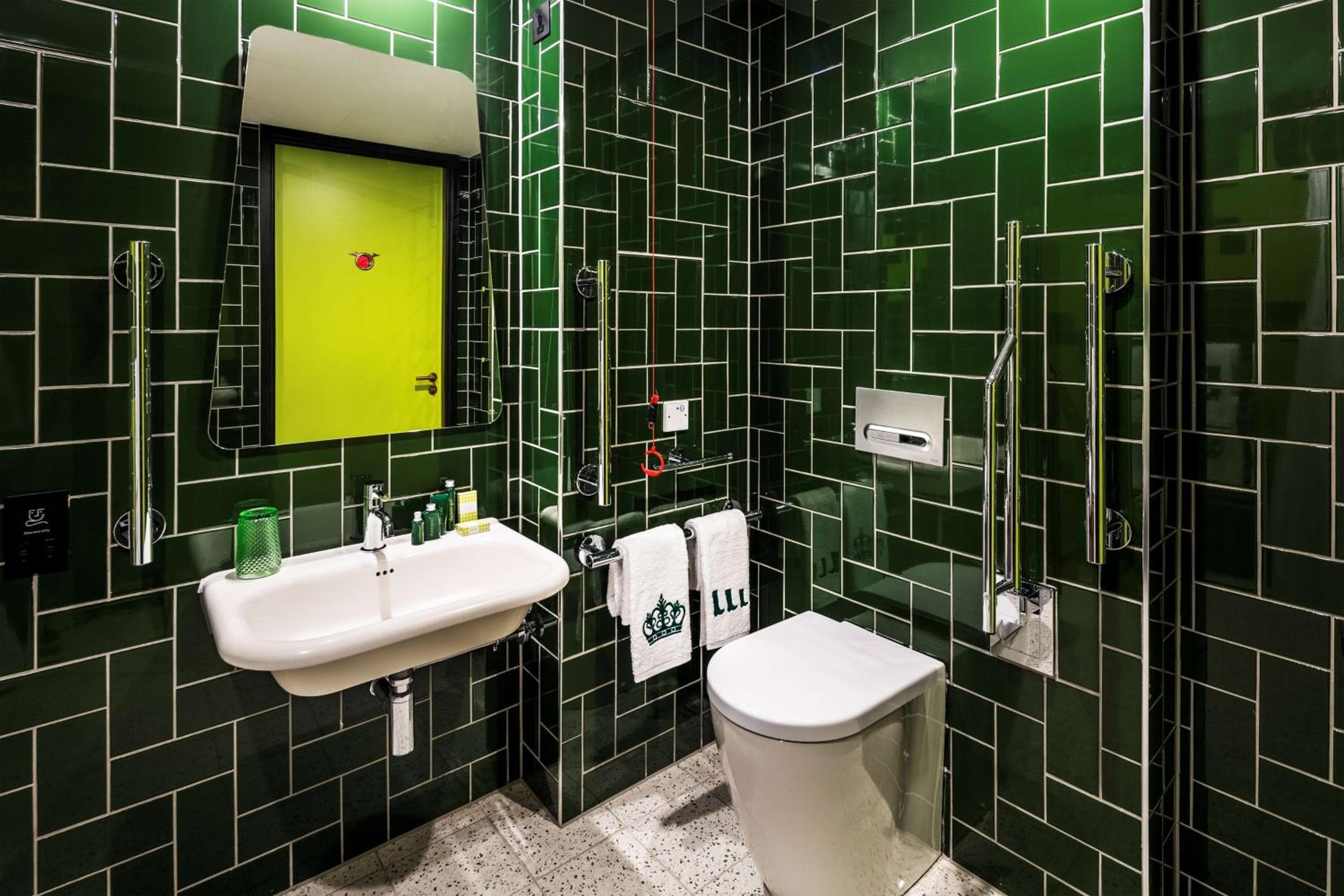 nhow London — 18