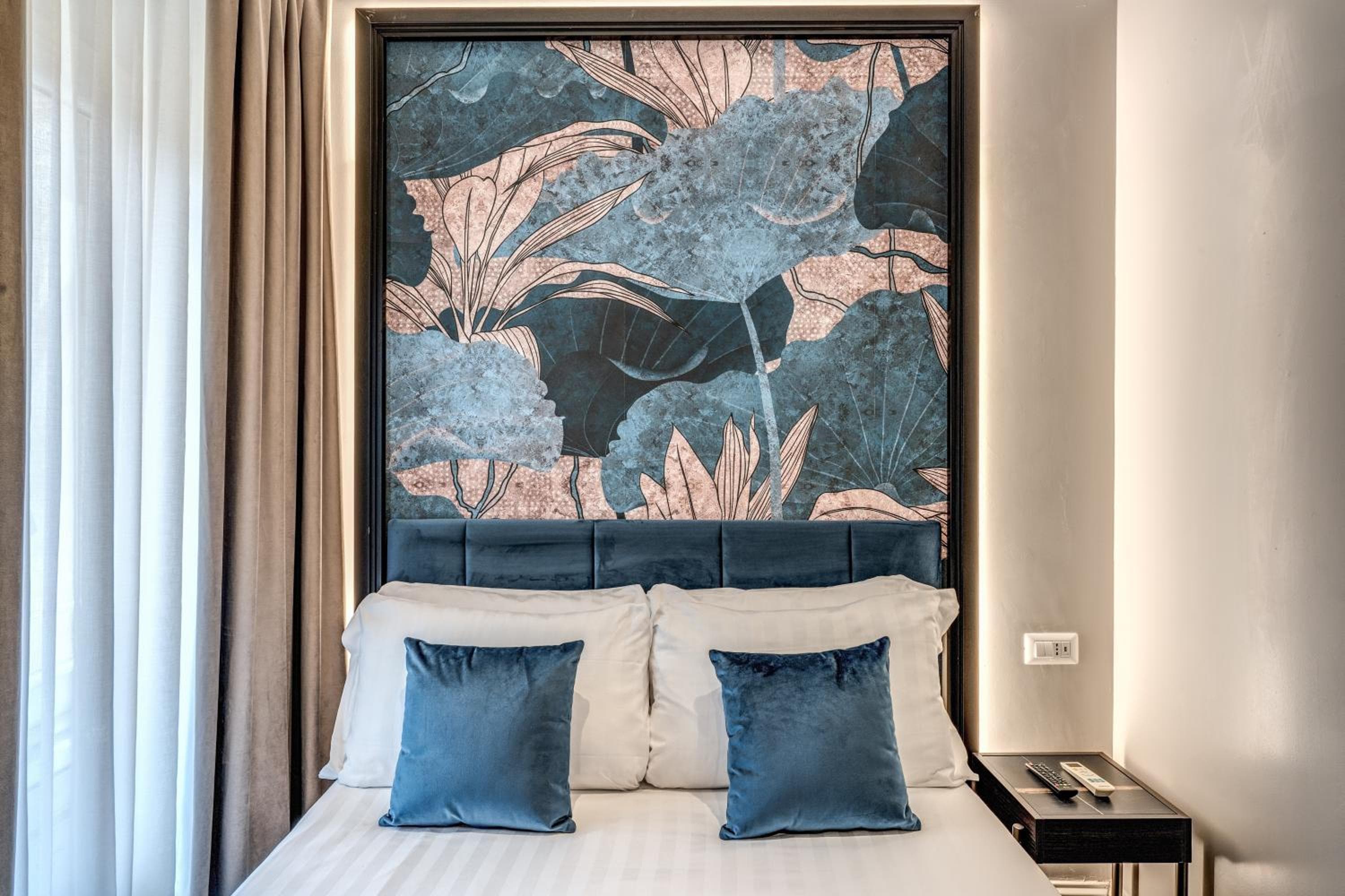 Hotel 55 Fifty-Five - Maison d'Art Collection — 3