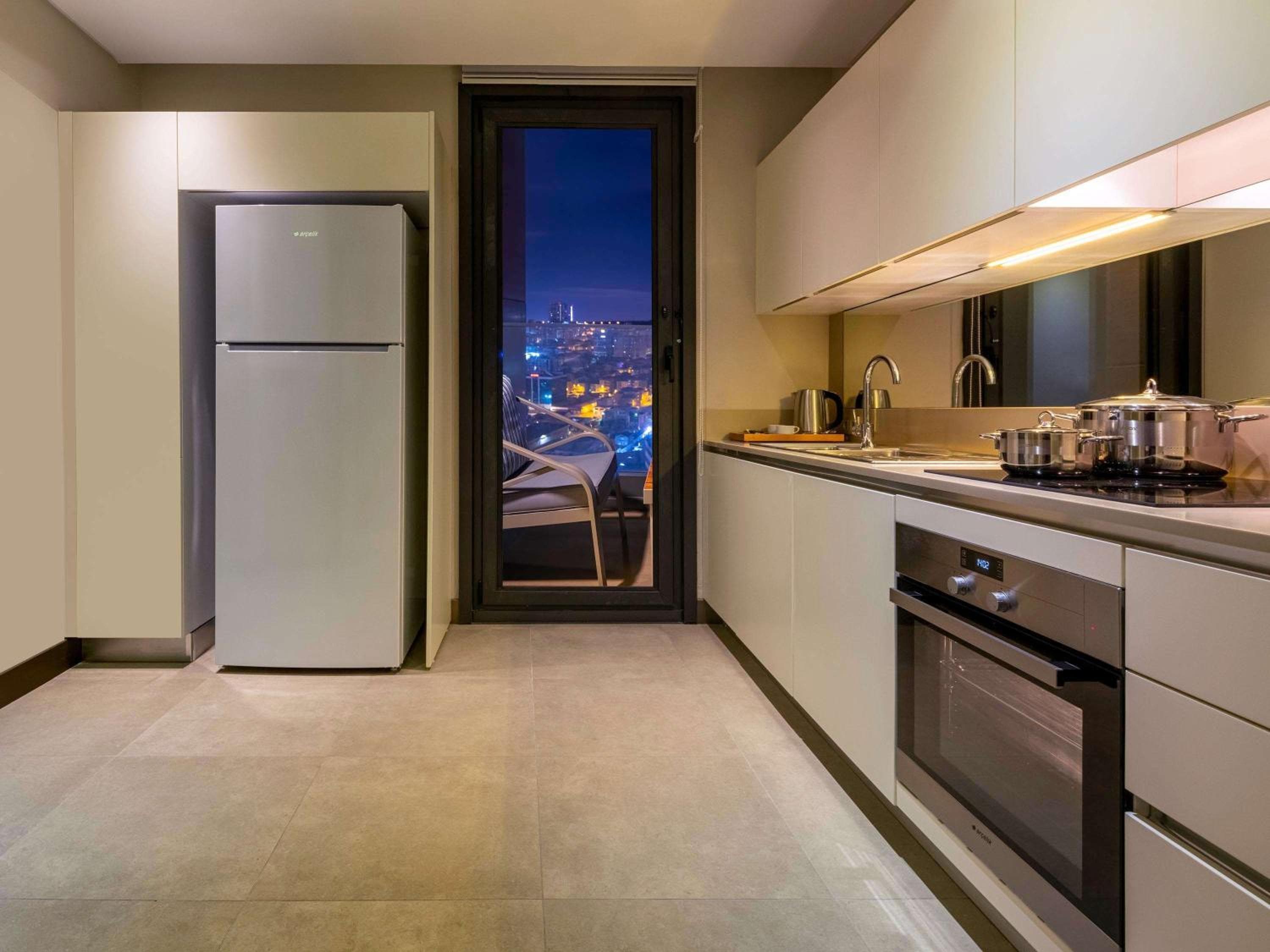 Mövenpick Living Istanbul West — 29