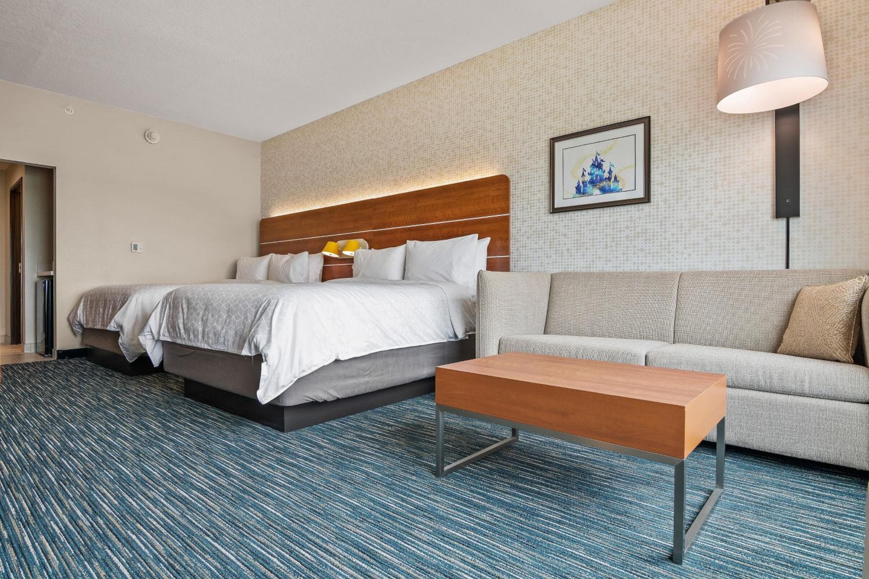 Holiday Inn Express & Suites Orlando-Lake Buena Vista, un hotel IHG — 13