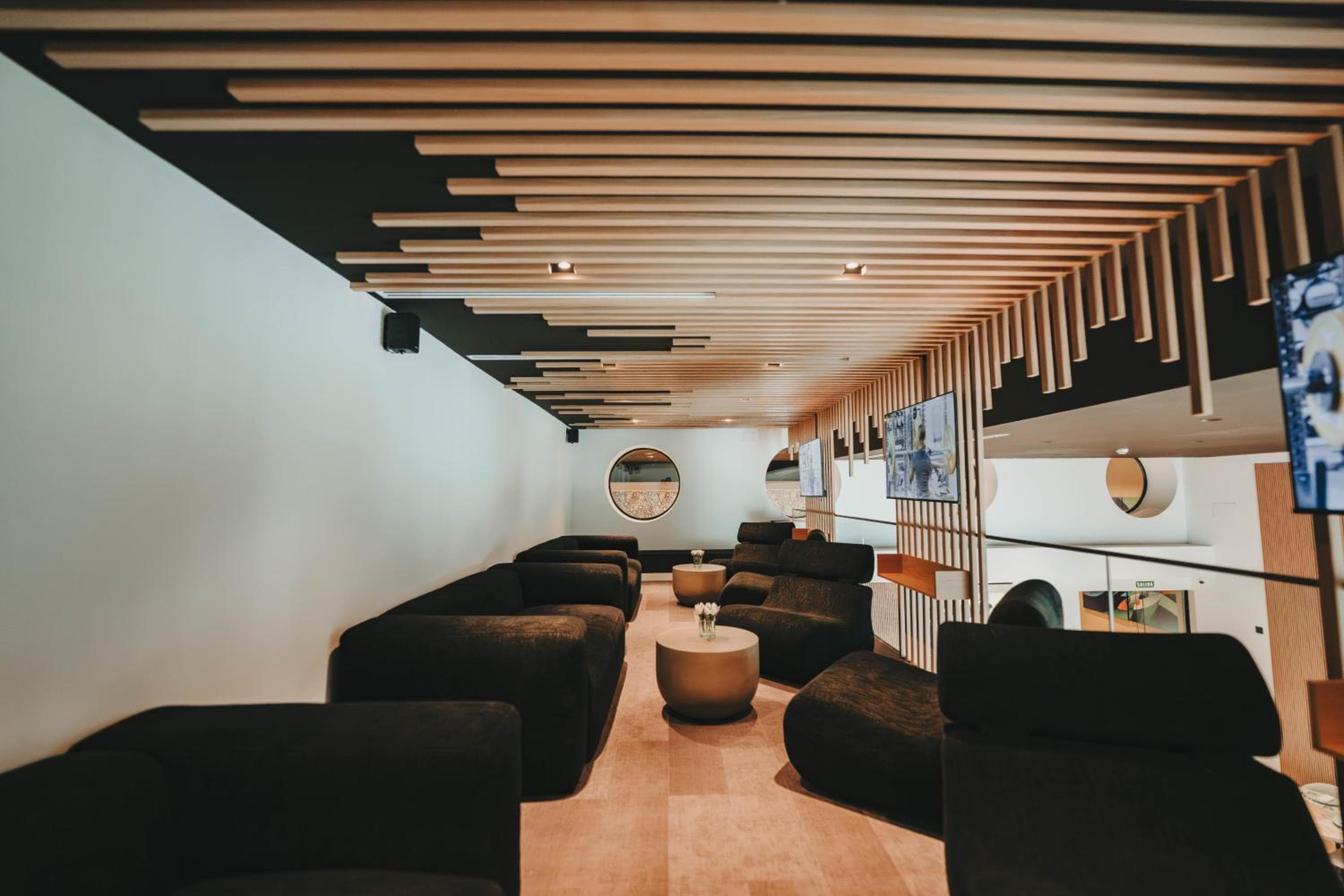 Hotel Málaga Nostrum Airport — 24
