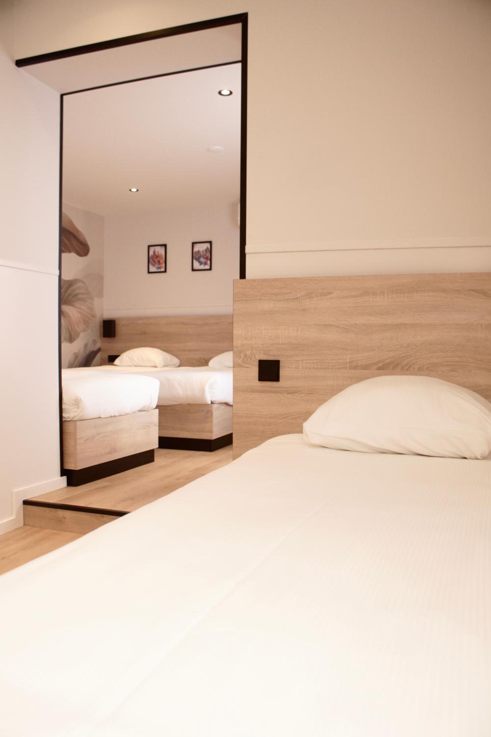 Hotel van Gelder — 16