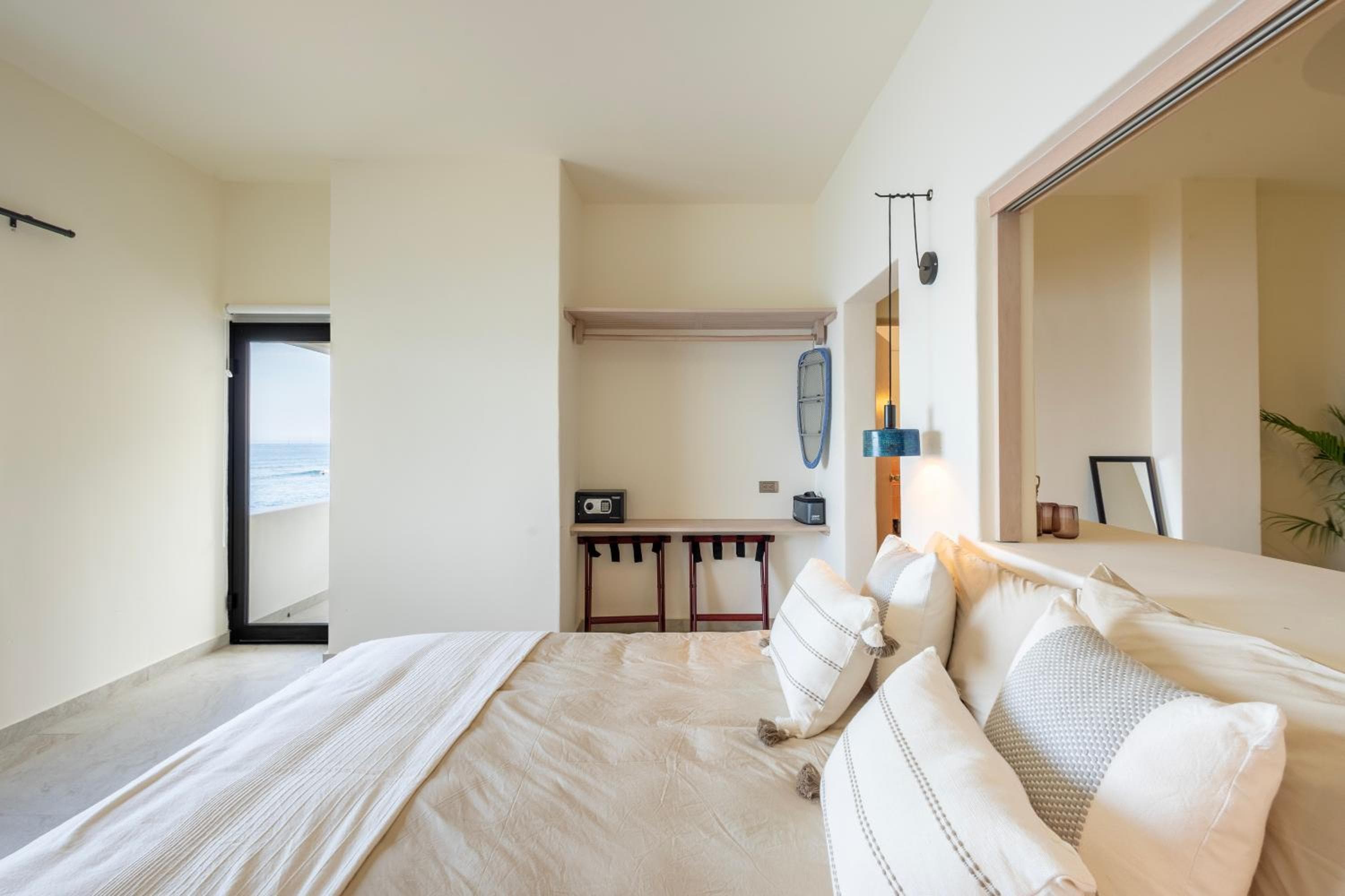 Cabo Break Hotel — 4