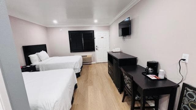 Hotel H-Wood — 12