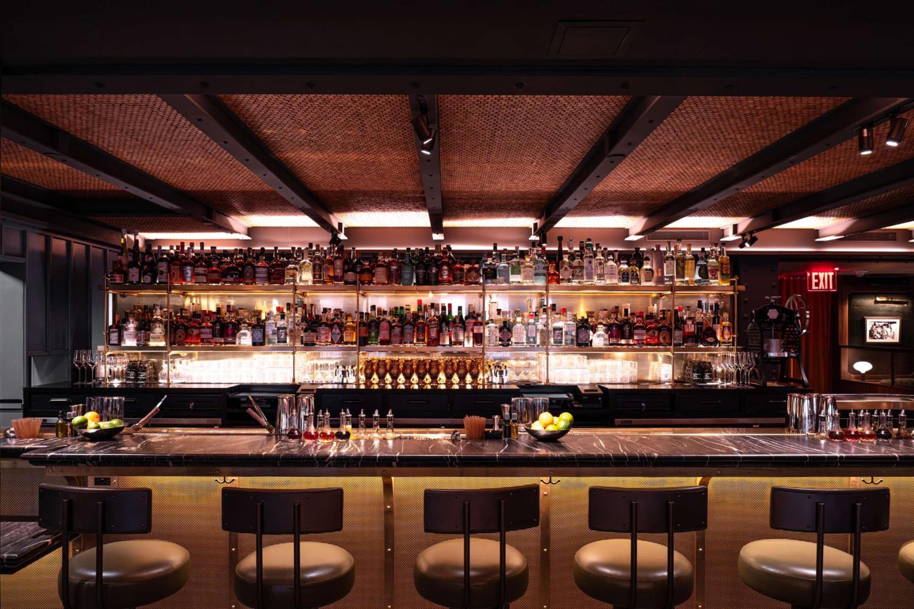 Martinique New York on Broadway, Curio Collection by Hilton — 30