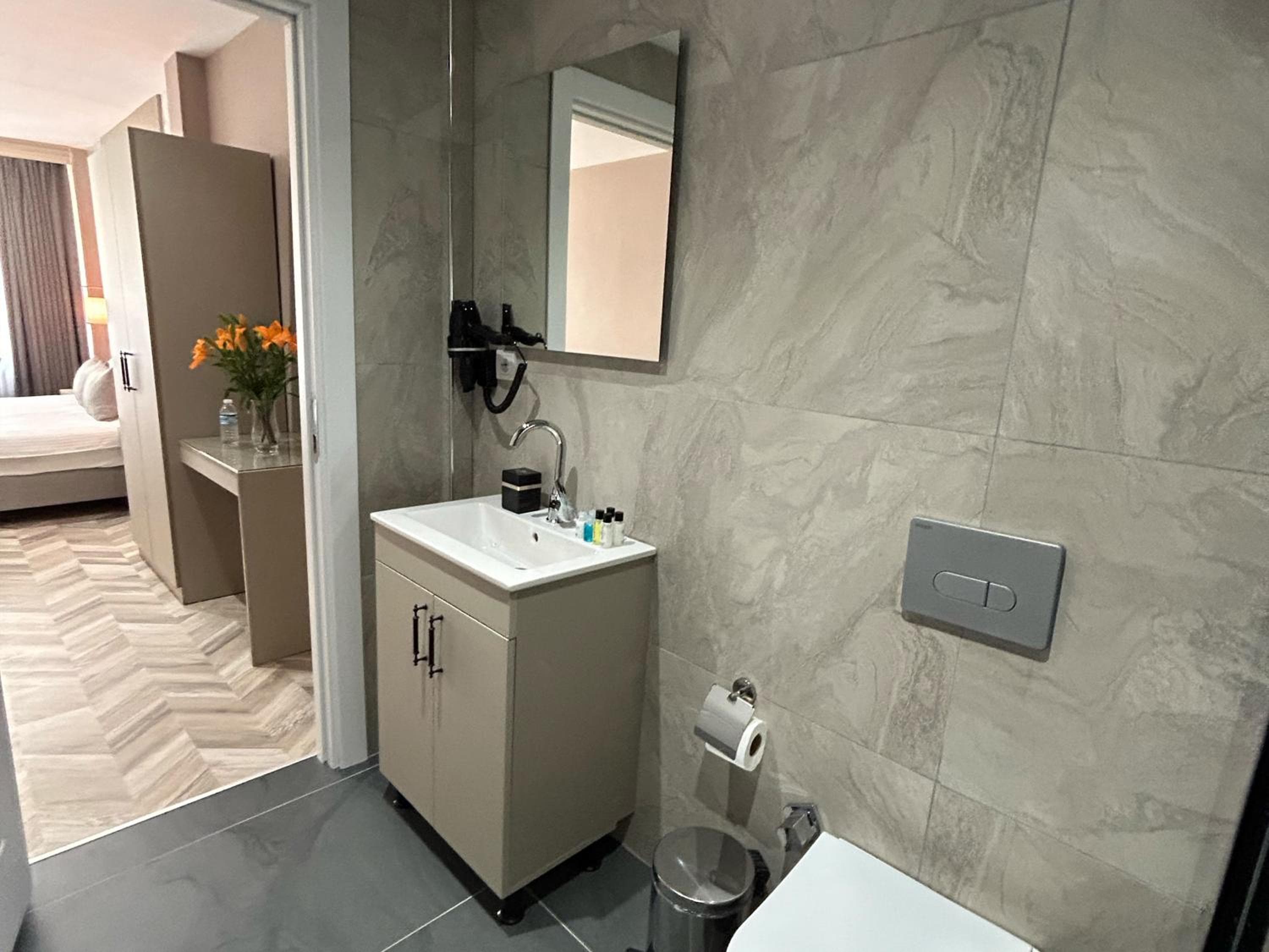 Lo spazioso Hotel Nişantaşı — 25