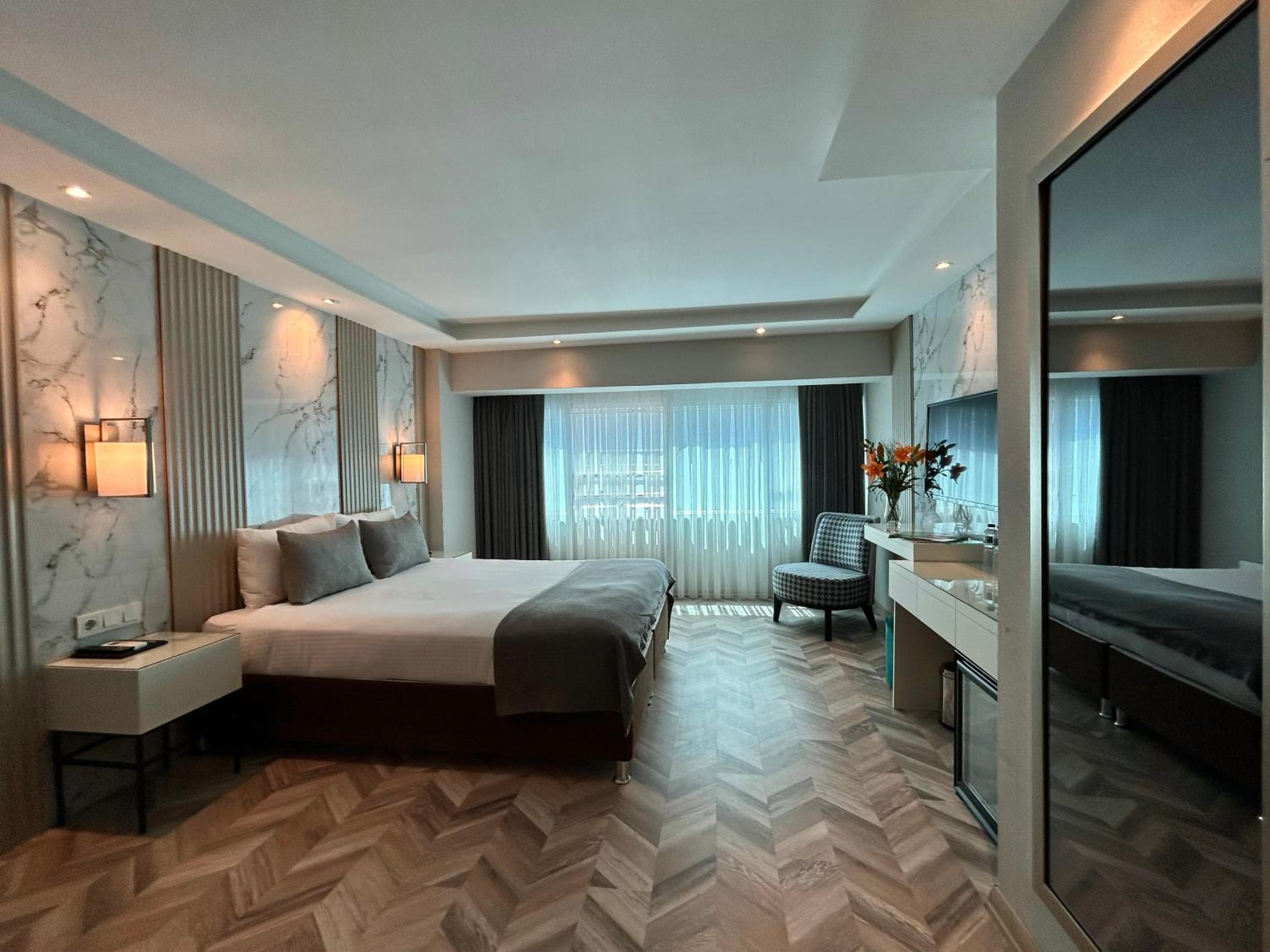 The Roomy Hotel Nişantaşı — 18