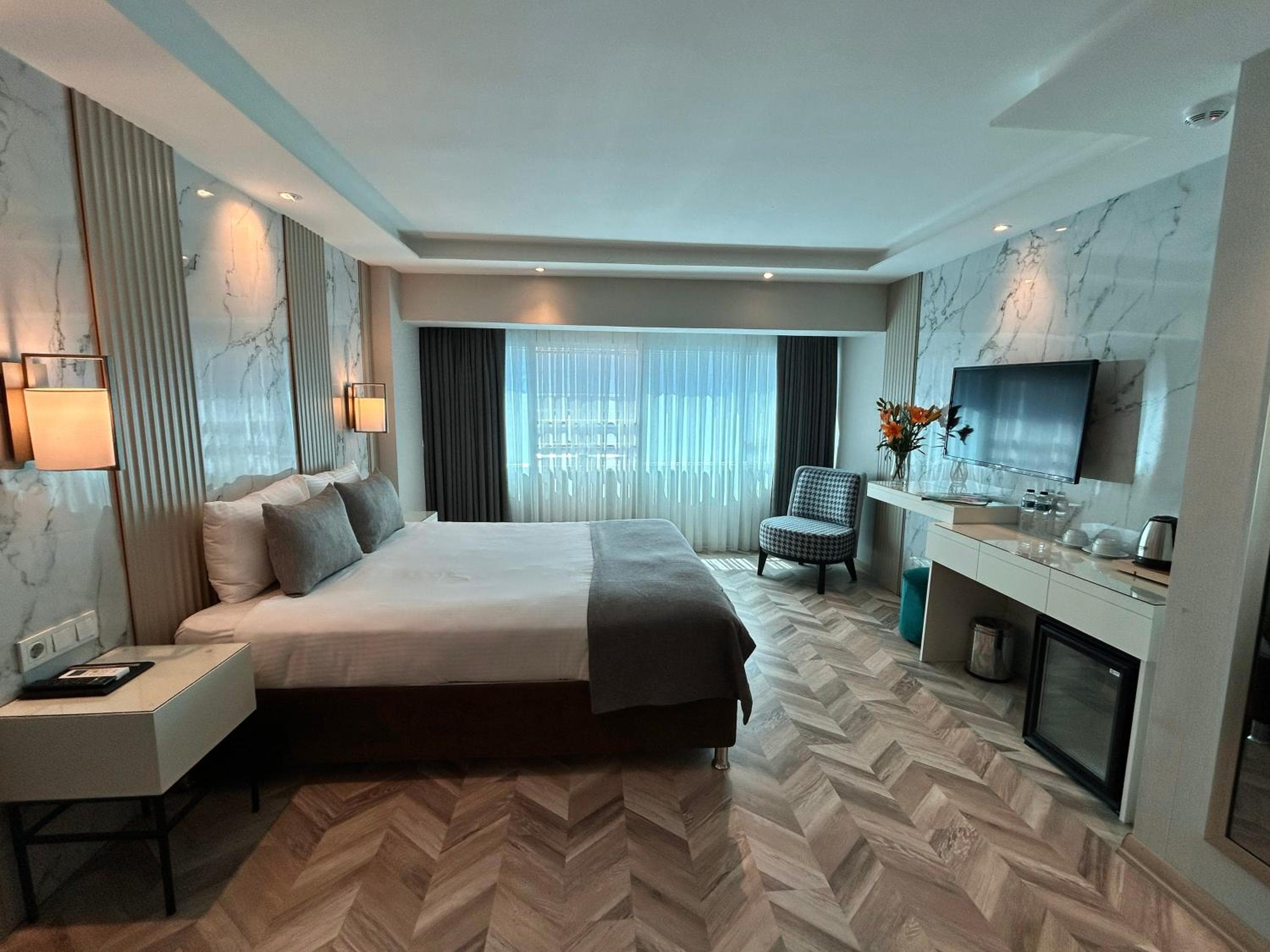 Lo spazioso Hotel Nişantaşı — 29