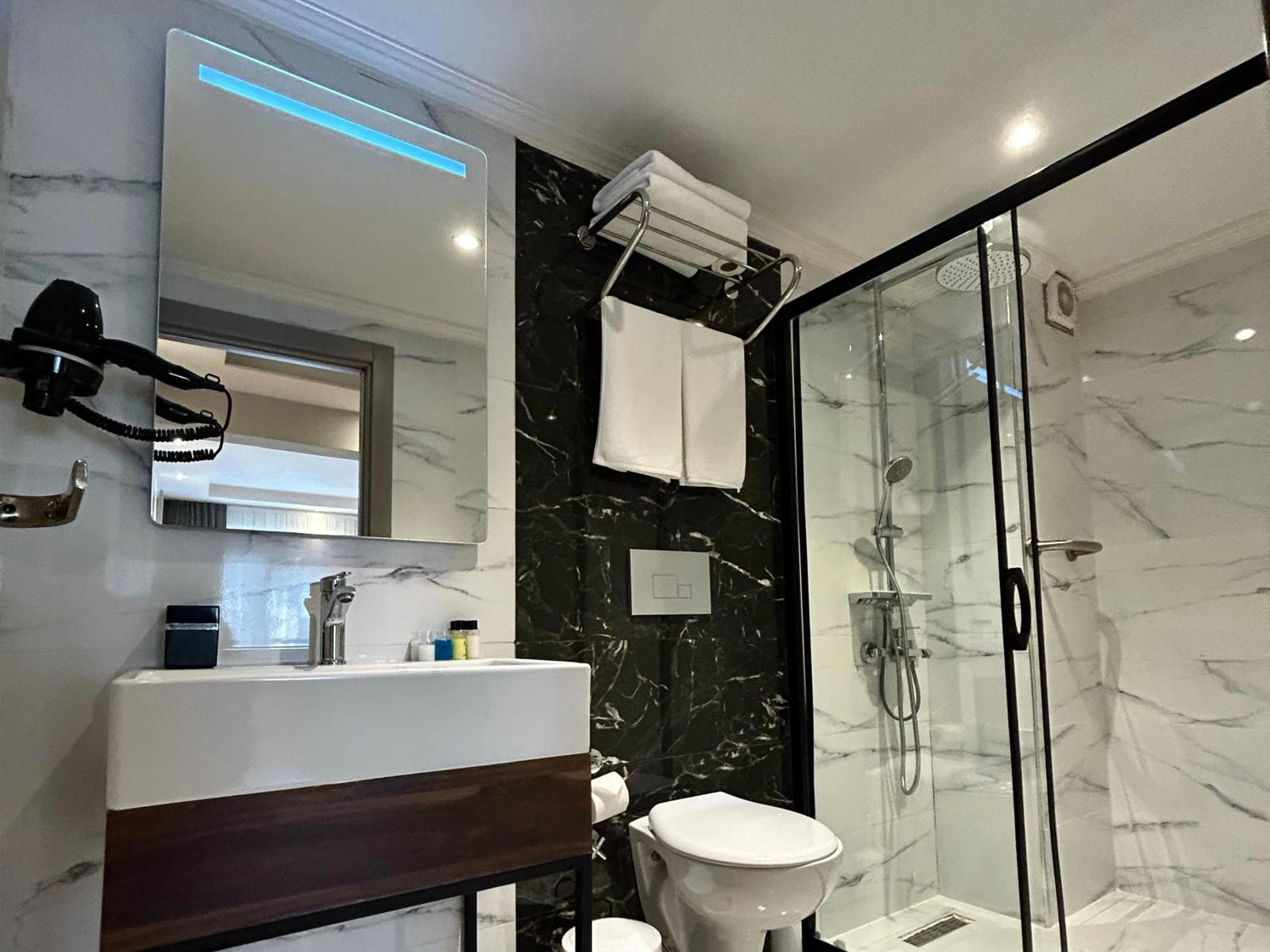 Lo spazioso Hotel Nişantaşı — 27