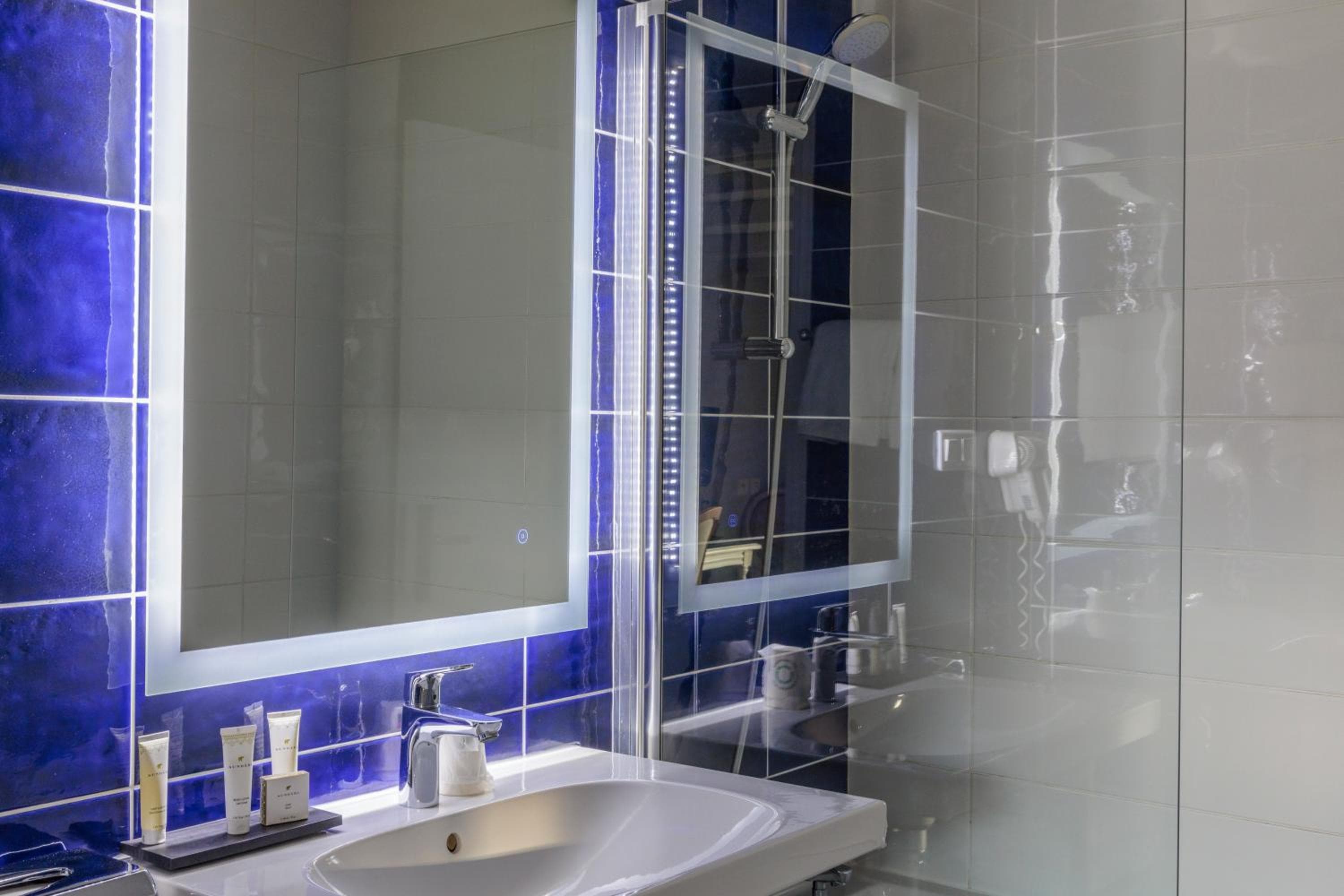 Hôtel Saint Martin Bastille — 26