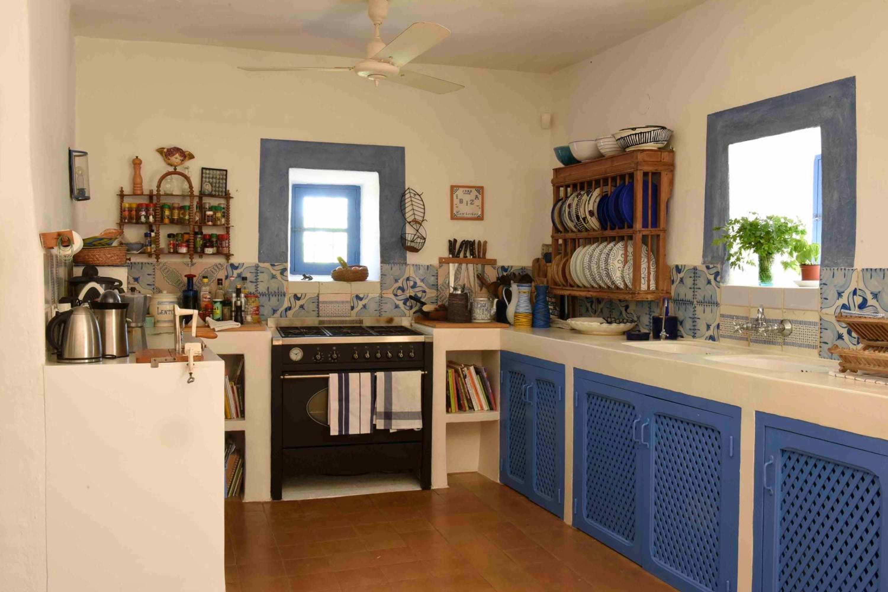 Hotel Can Llorenç Ibiza — 12