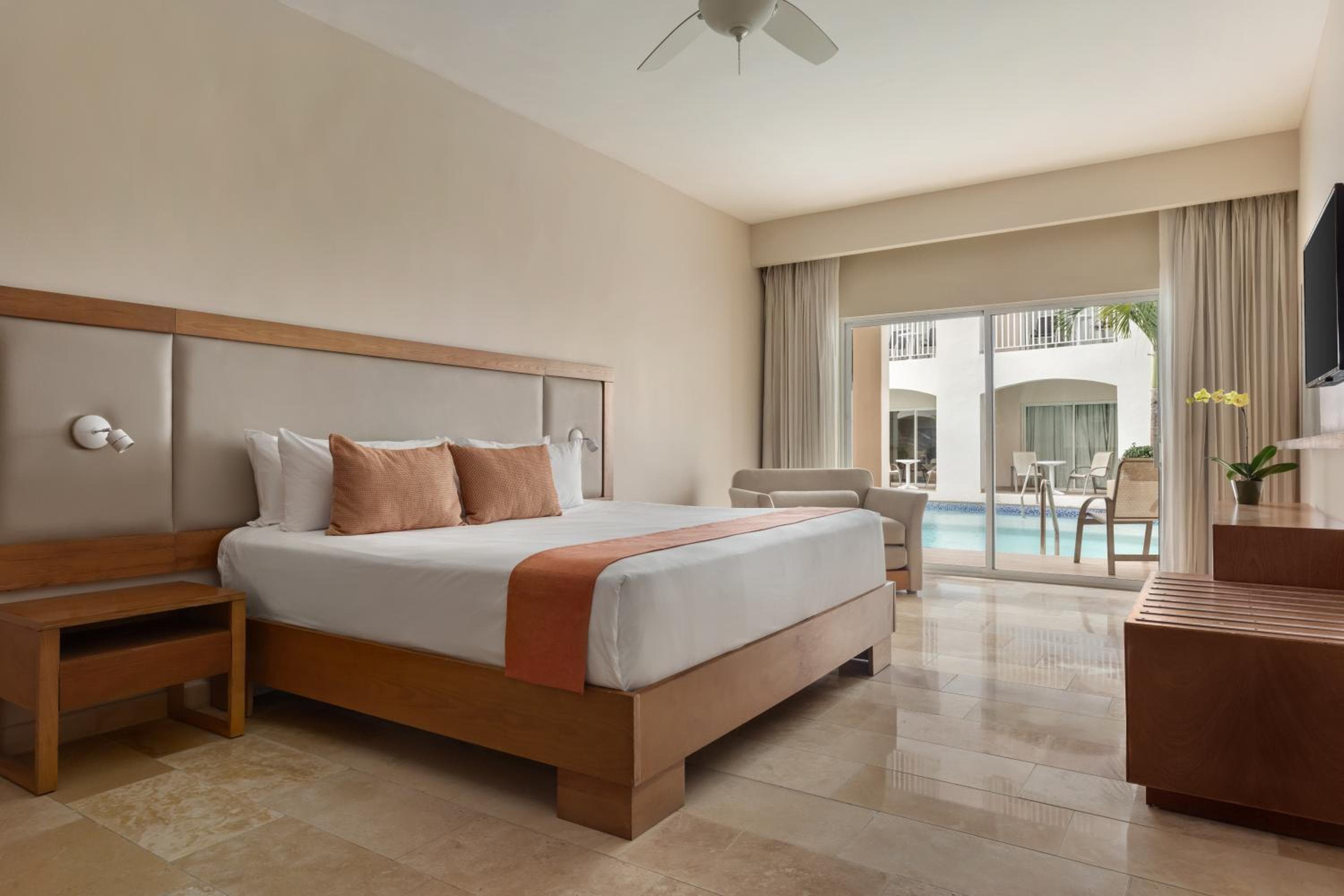 Sunscape Coco Punta Cana - All Inclusive — 17