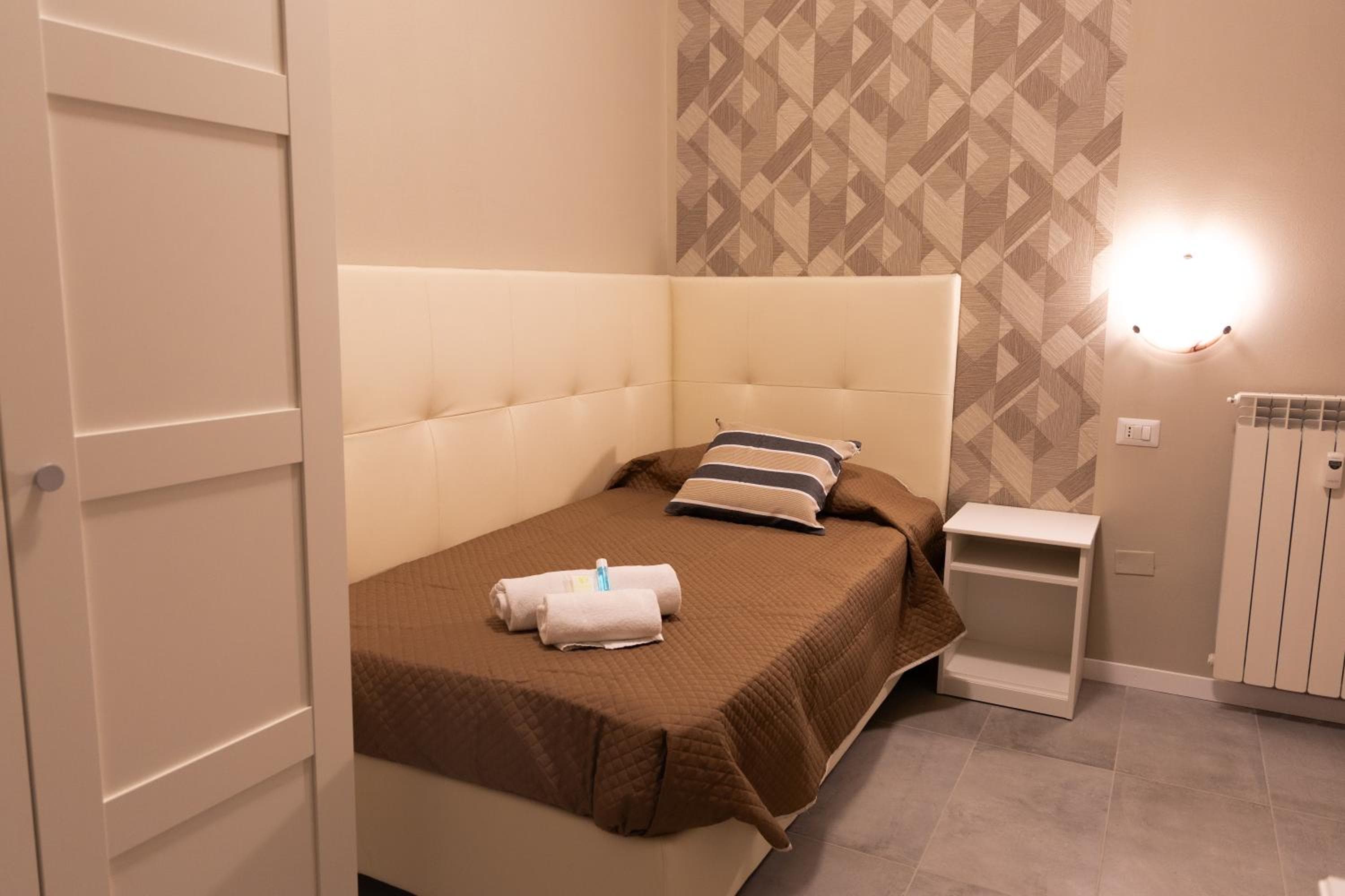 Golden Milano Hotel — 4