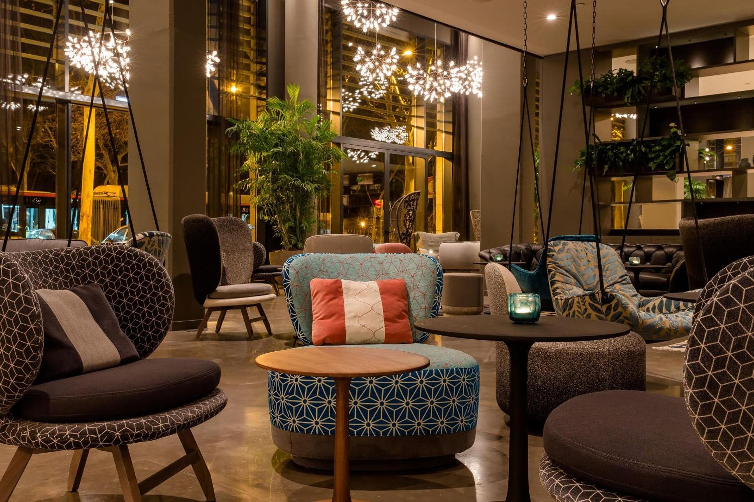 Motel One Barcelona-Ciutadella — 1