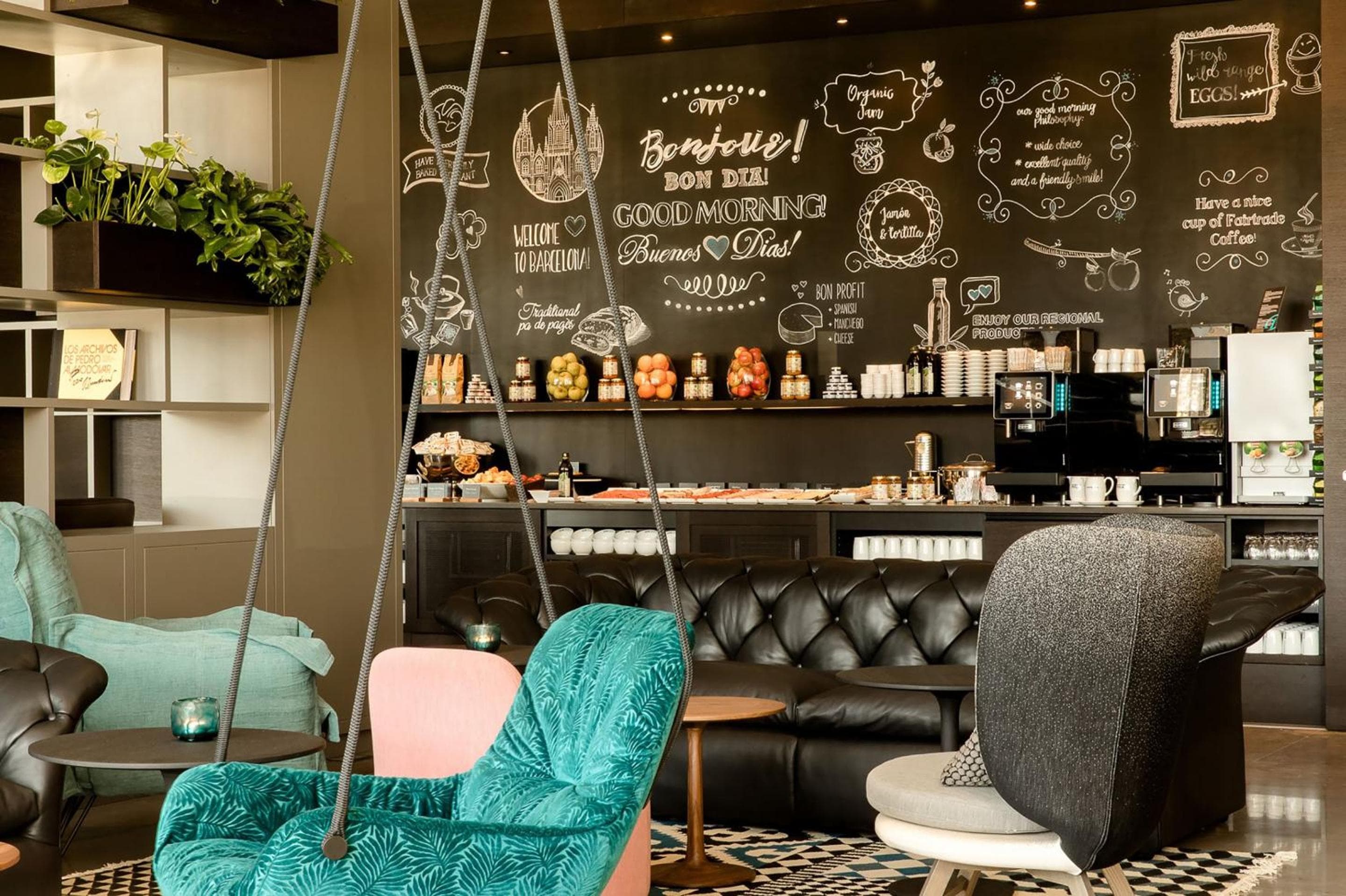 Motel One Barcelona-Ciutadella — 13